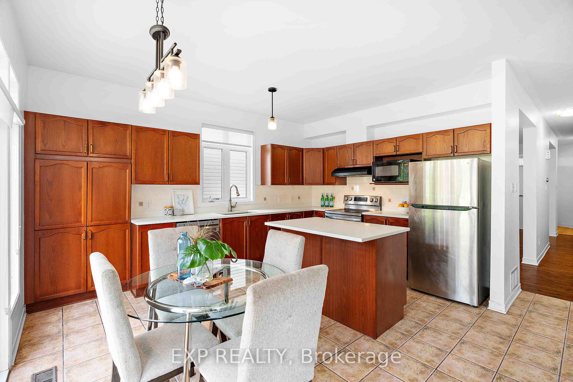 Photo 11 of 94 Upney Drive, Ottawa, Barrhaven - Longfields — HOMEH
