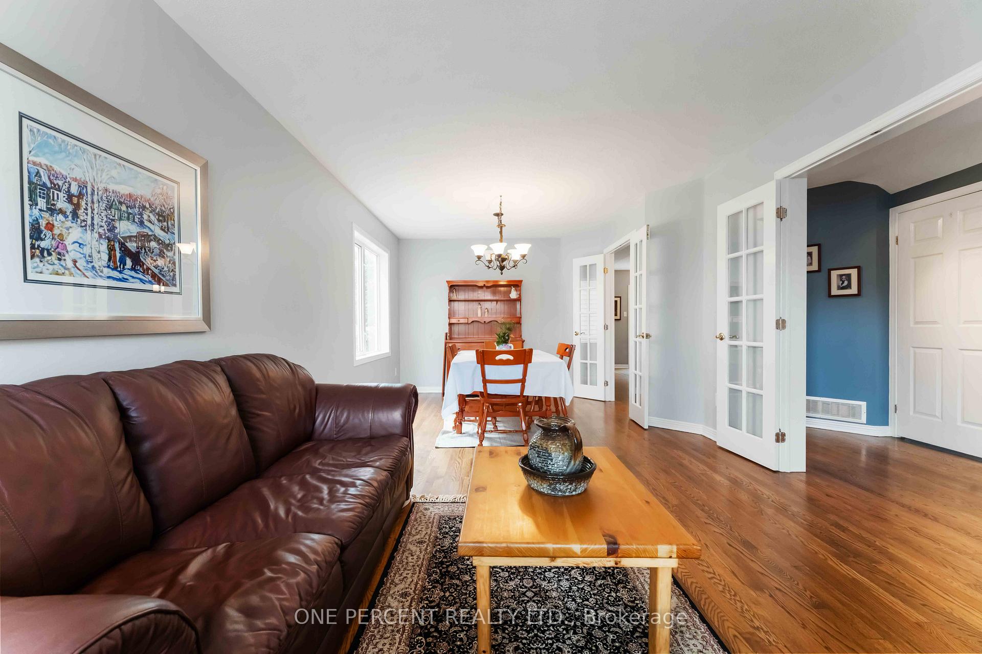 Photo 5 of 31 Armagh Way, Ottawa, Barrhaven - Longfields — HOMEH