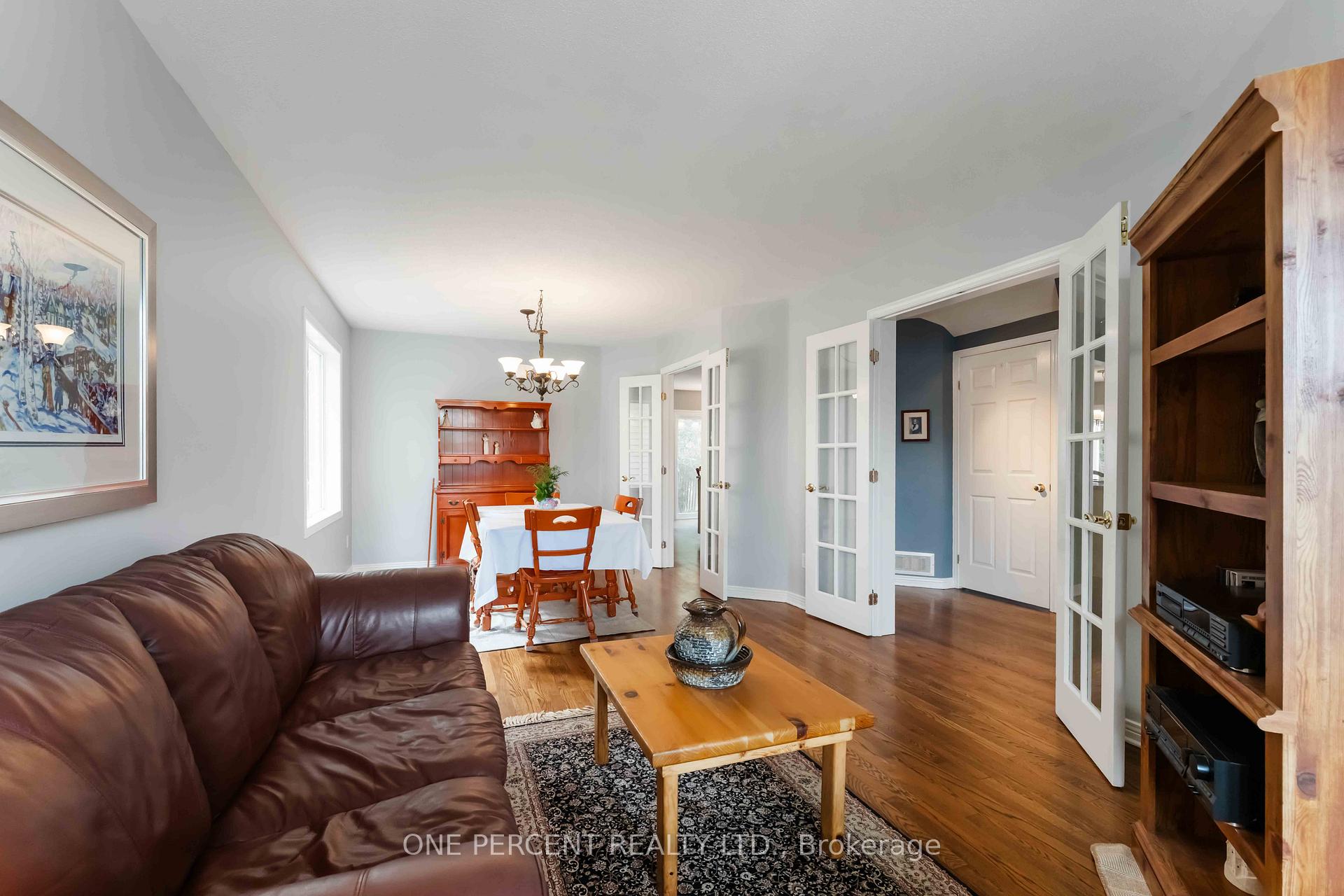 Photo 6 of 31 Armagh Way, Ottawa, Barrhaven - Longfields — HOMEH