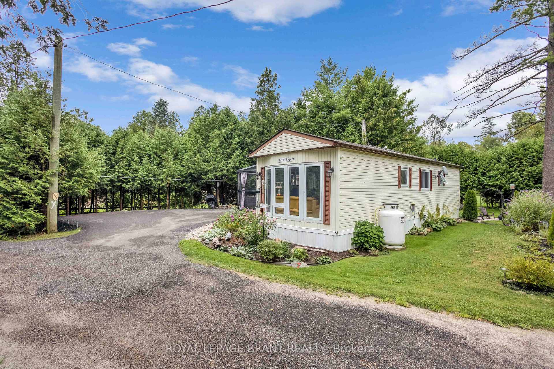 Photo 2 of Unit 7, 1085 10th Concession Road, Hamilton, Rural Flamborough — HOMEH