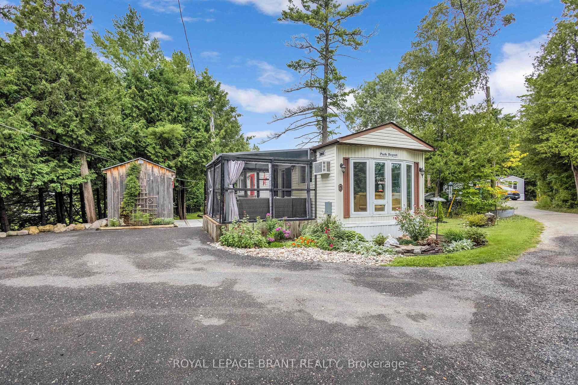 Photo 3 of Unit 7, 1085 10th Concession Road, Hamilton, Rural Flamborough — HOMEH