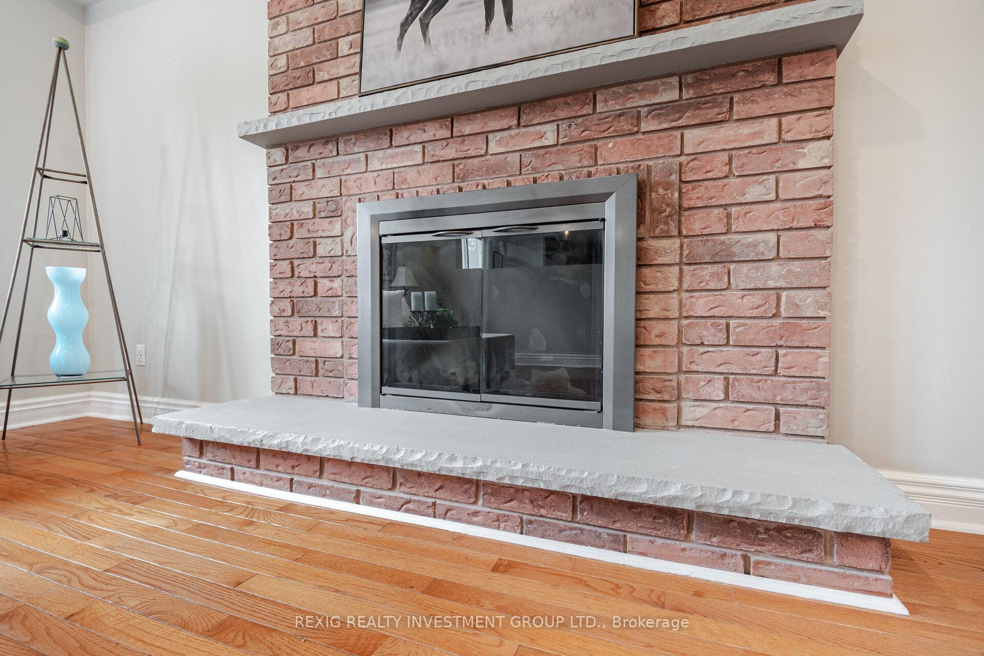 Photo 10 of 66 Settler Court, Brampton, Heart Lake West — HOMEH
