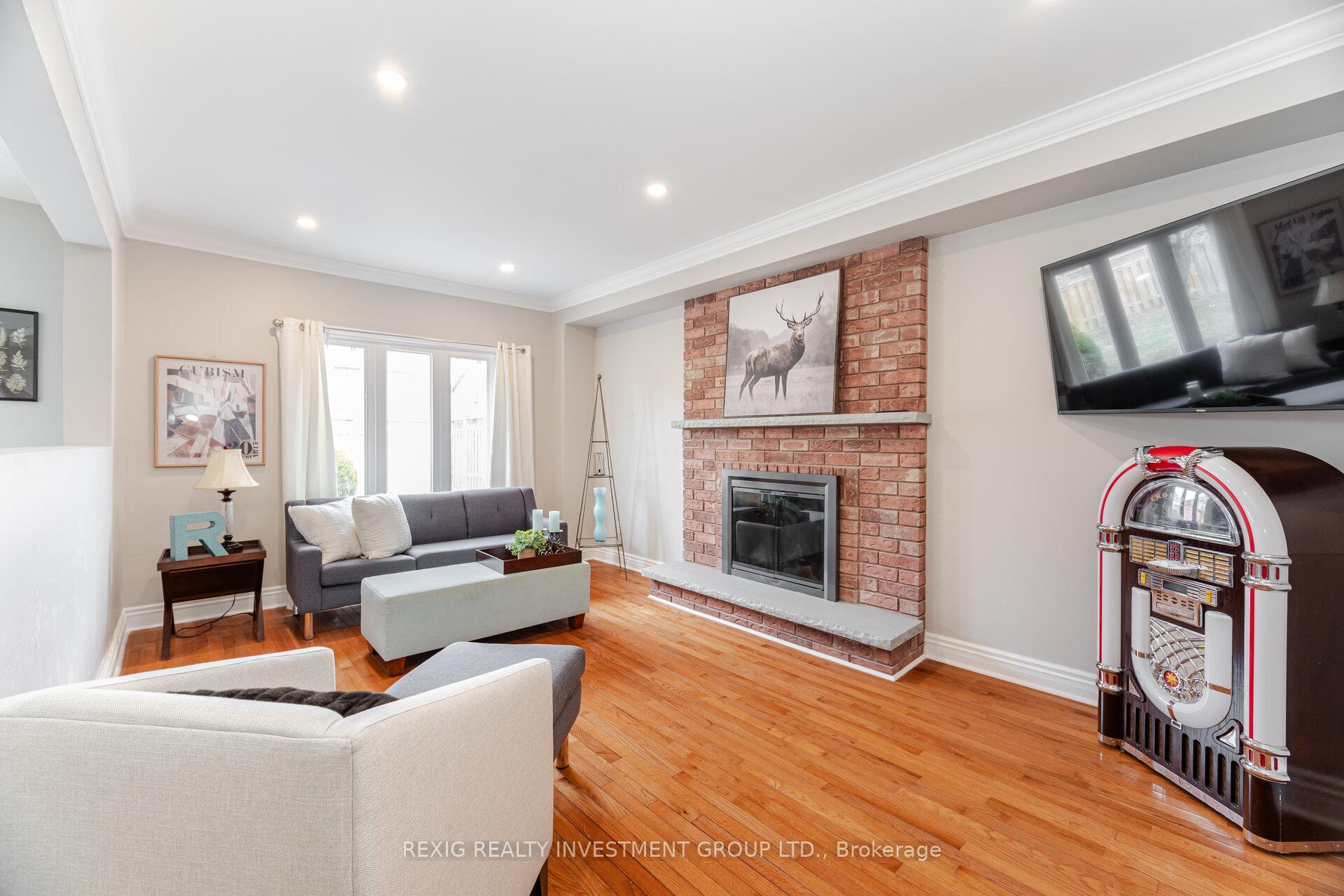 Photo 12 of 66 Settler Court, Brampton, Heart Lake West — HOMEH