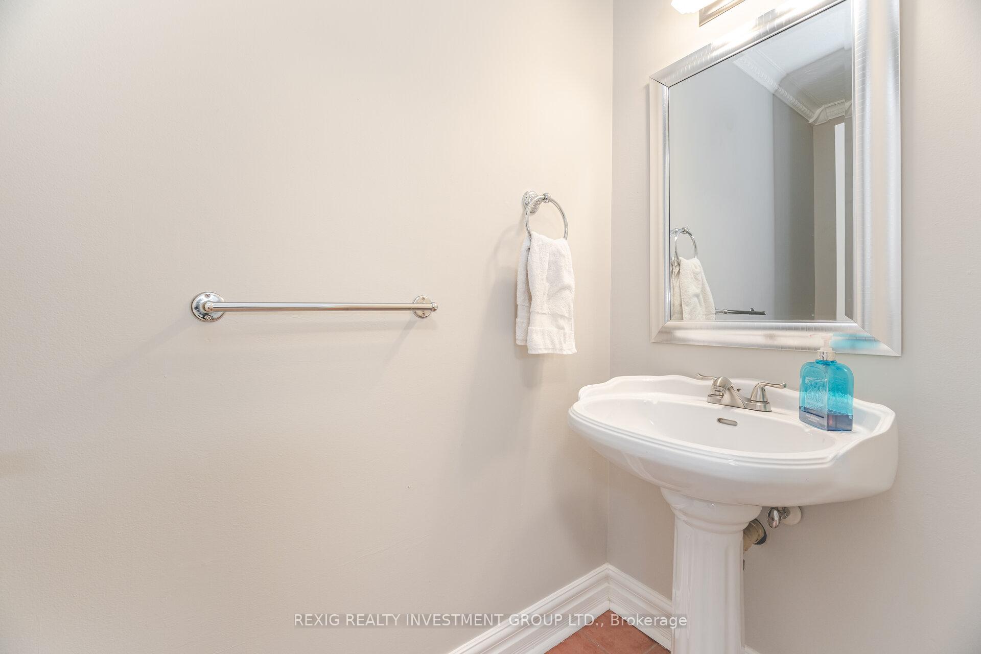 Photo 22 of 66 Settler Court, Brampton, Heart Lake West — HOMEH