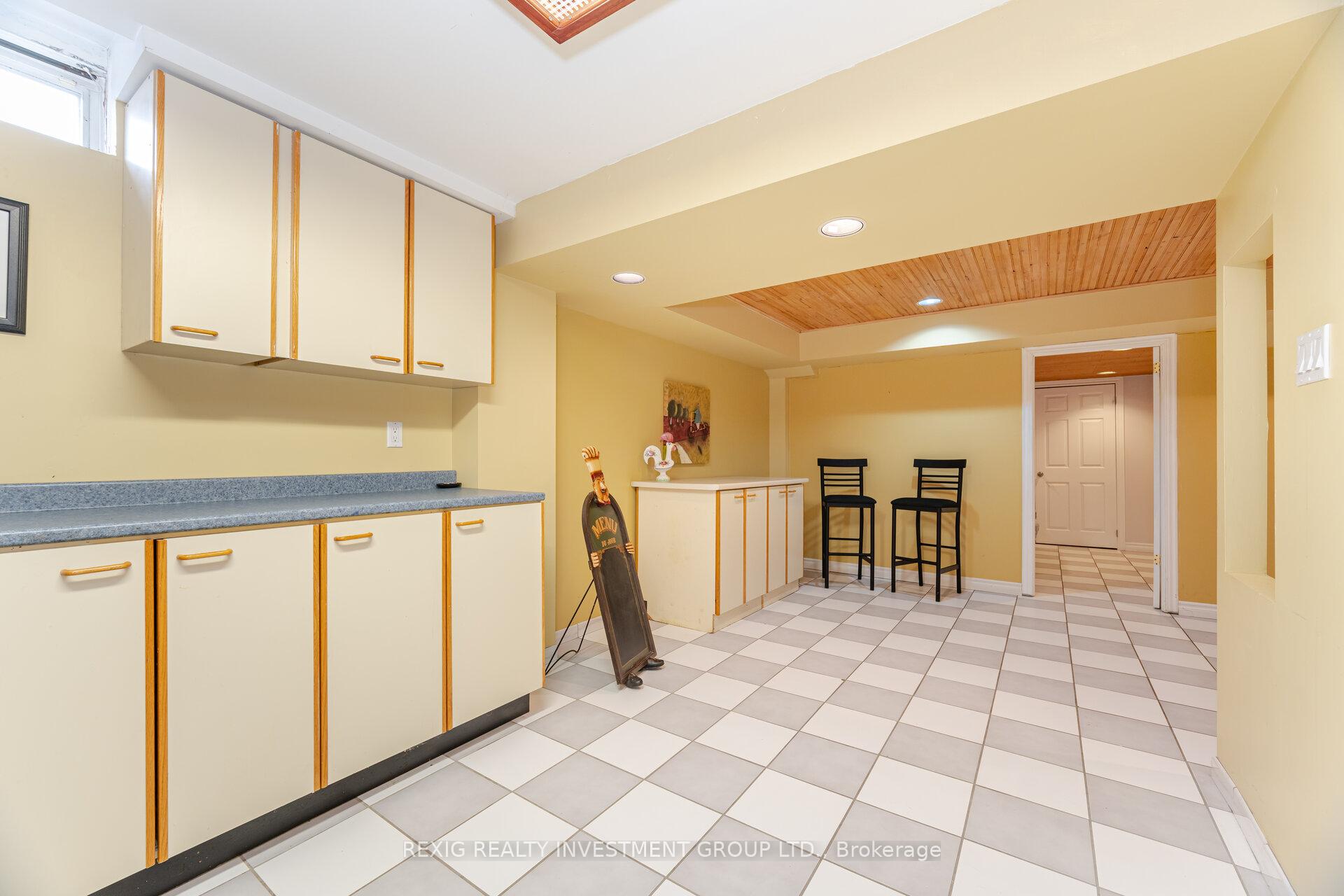 Photo 36 of 66 Settler Court, Brampton, Heart Lake West — HOMEH