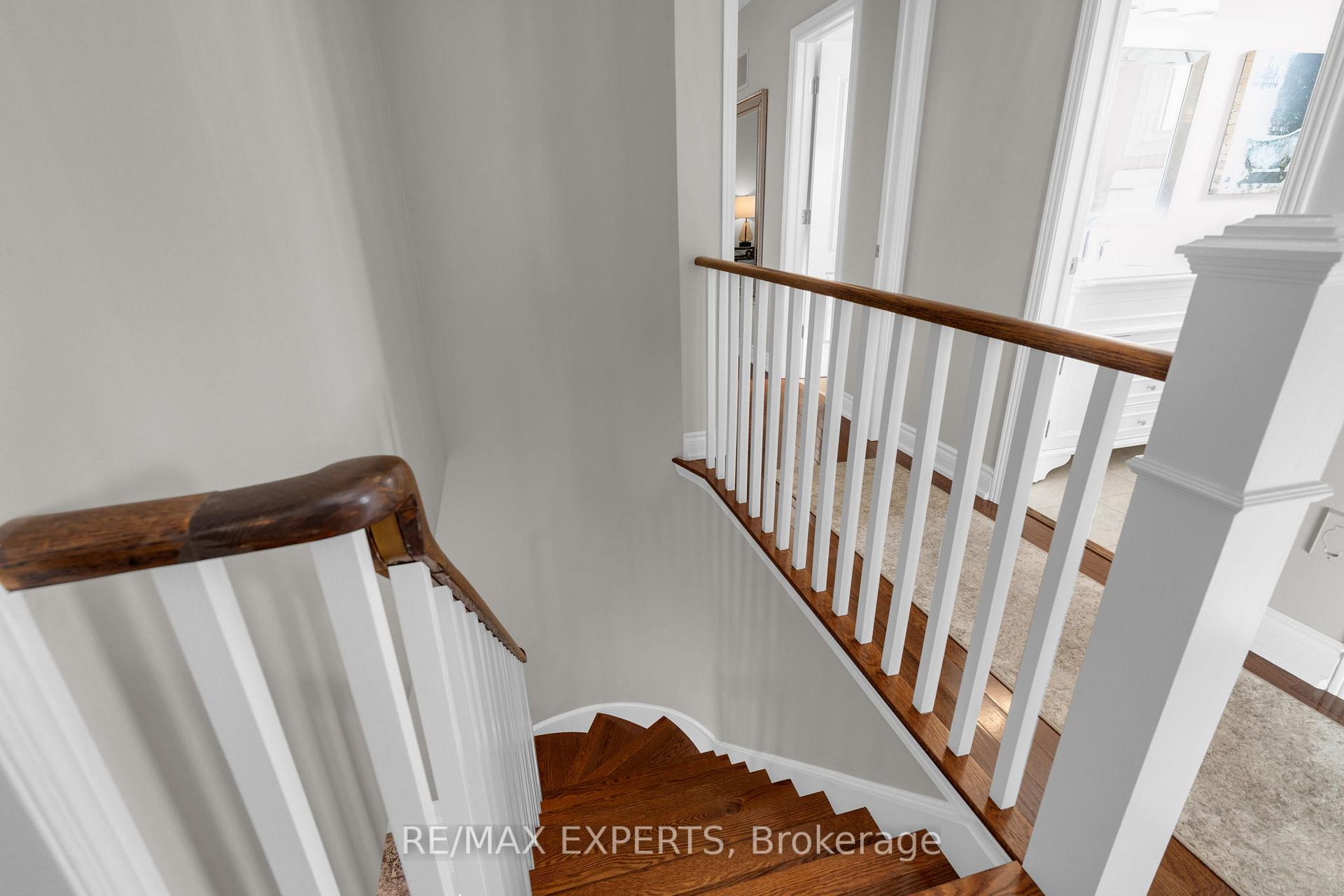 Photo 26 of 34 Goodfellow Crescent, Caledon, Bolton North — HOMEH