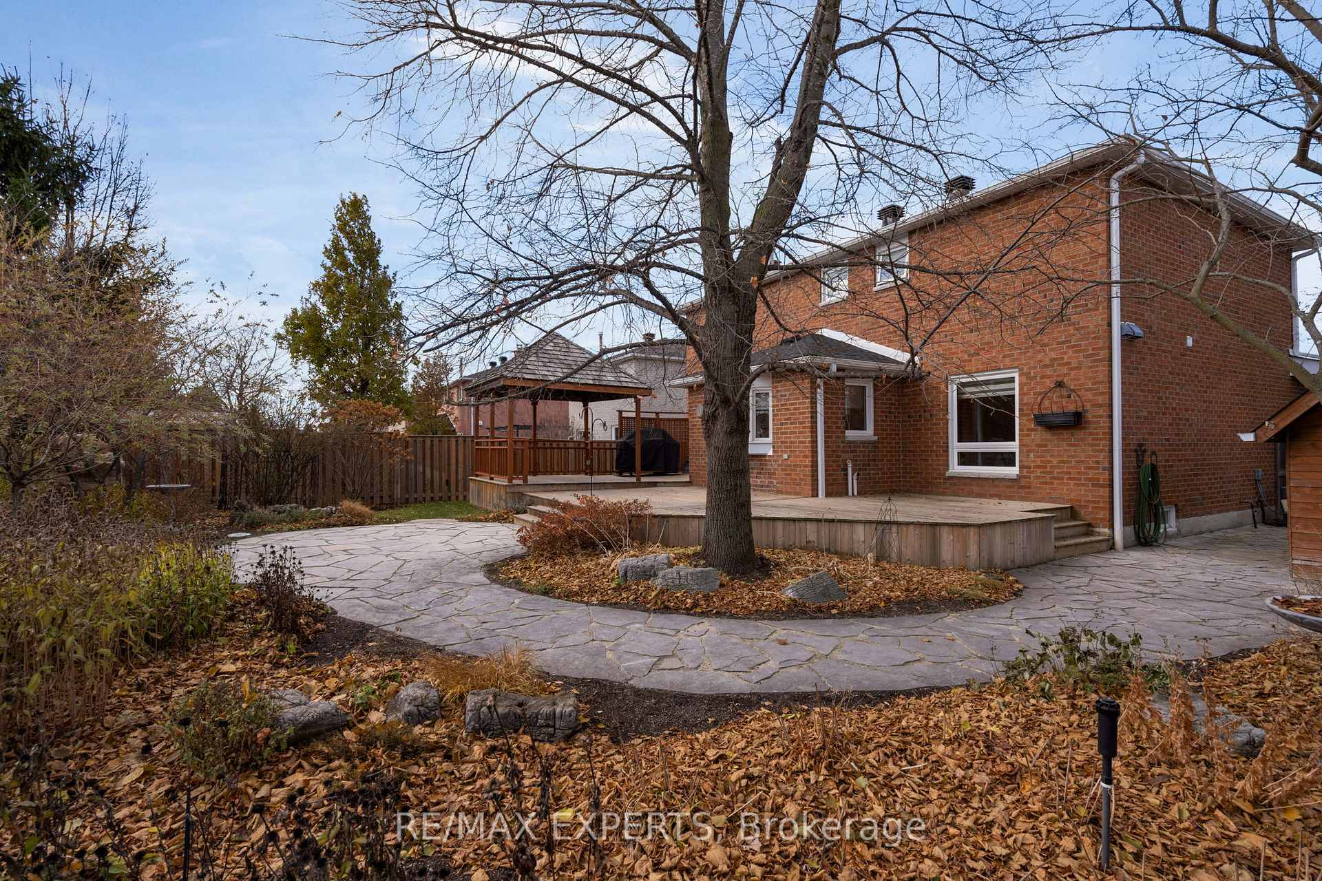 Photo 37 of 34 Goodfellow Crescent, Caledon, Bolton North — HOMEH