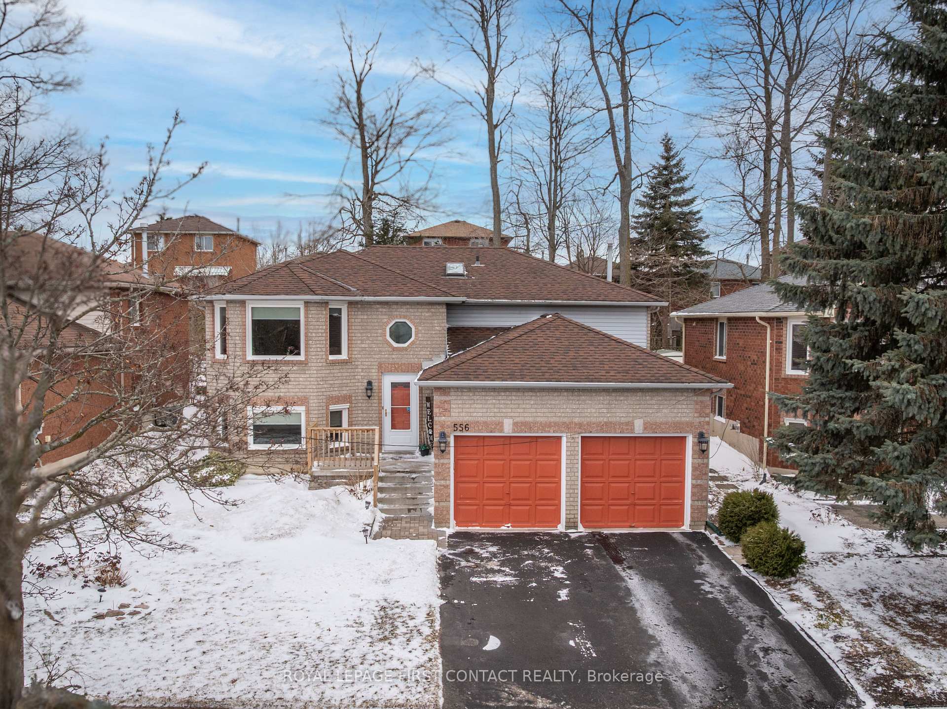 Photo 1 of 556 Leacock Drive, Barrie, Northwest — HOMEH