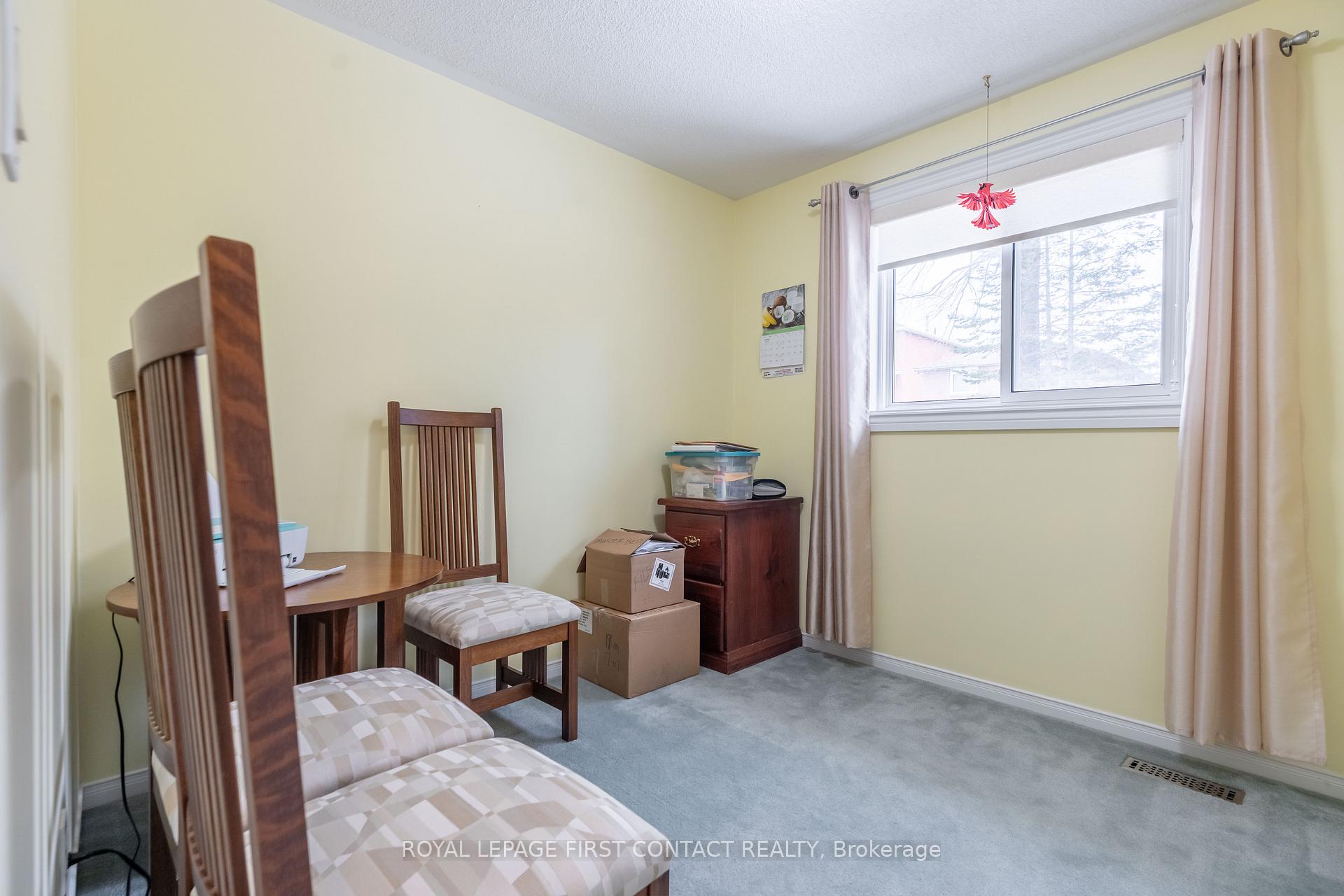 Photo 8 of 556 Leacock Drive, Barrie, Northwest — HOMEH
