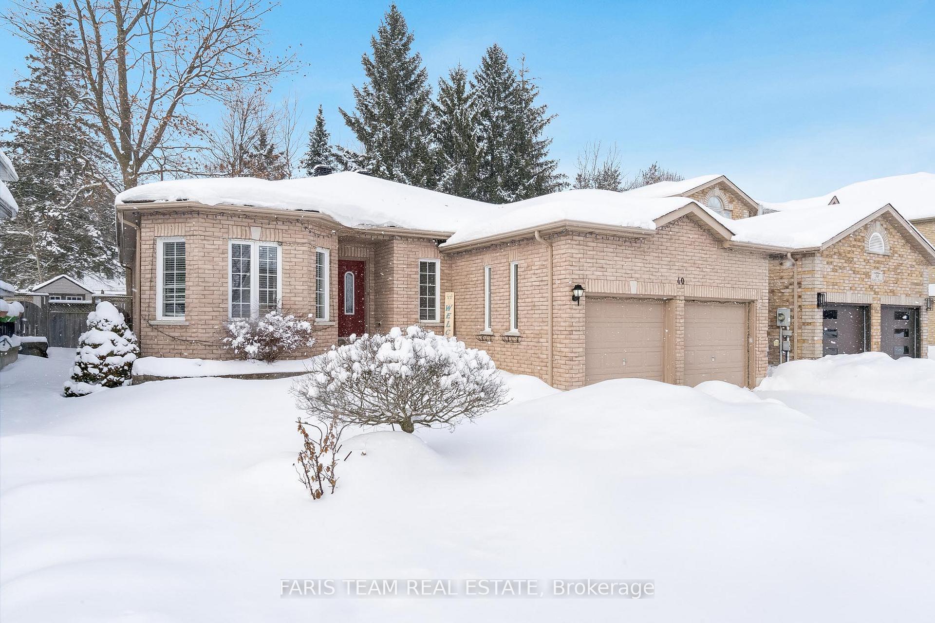 Photo 3 of 40 Ruffet Drive, Barrie, Edgehill Drive — HOMEH