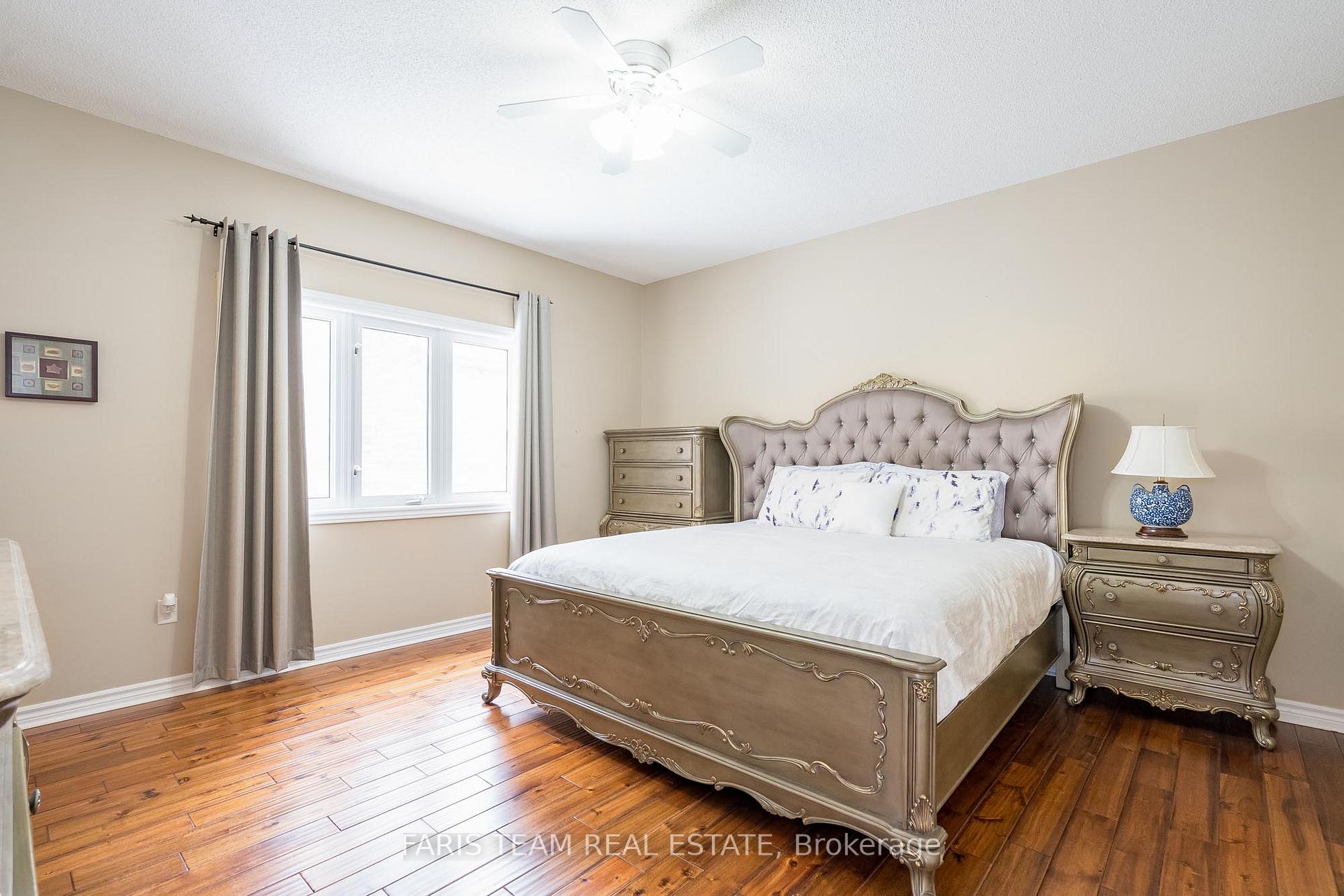 Photo 12 of 40 Ruffet Drive, Barrie, Edgehill Drive — HOMEH