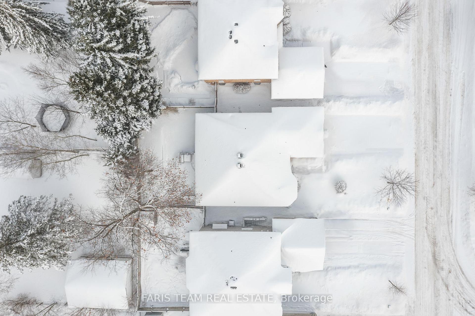 Photo 24 of 40 Ruffet Drive, Barrie, Edgehill Drive — HOMEH