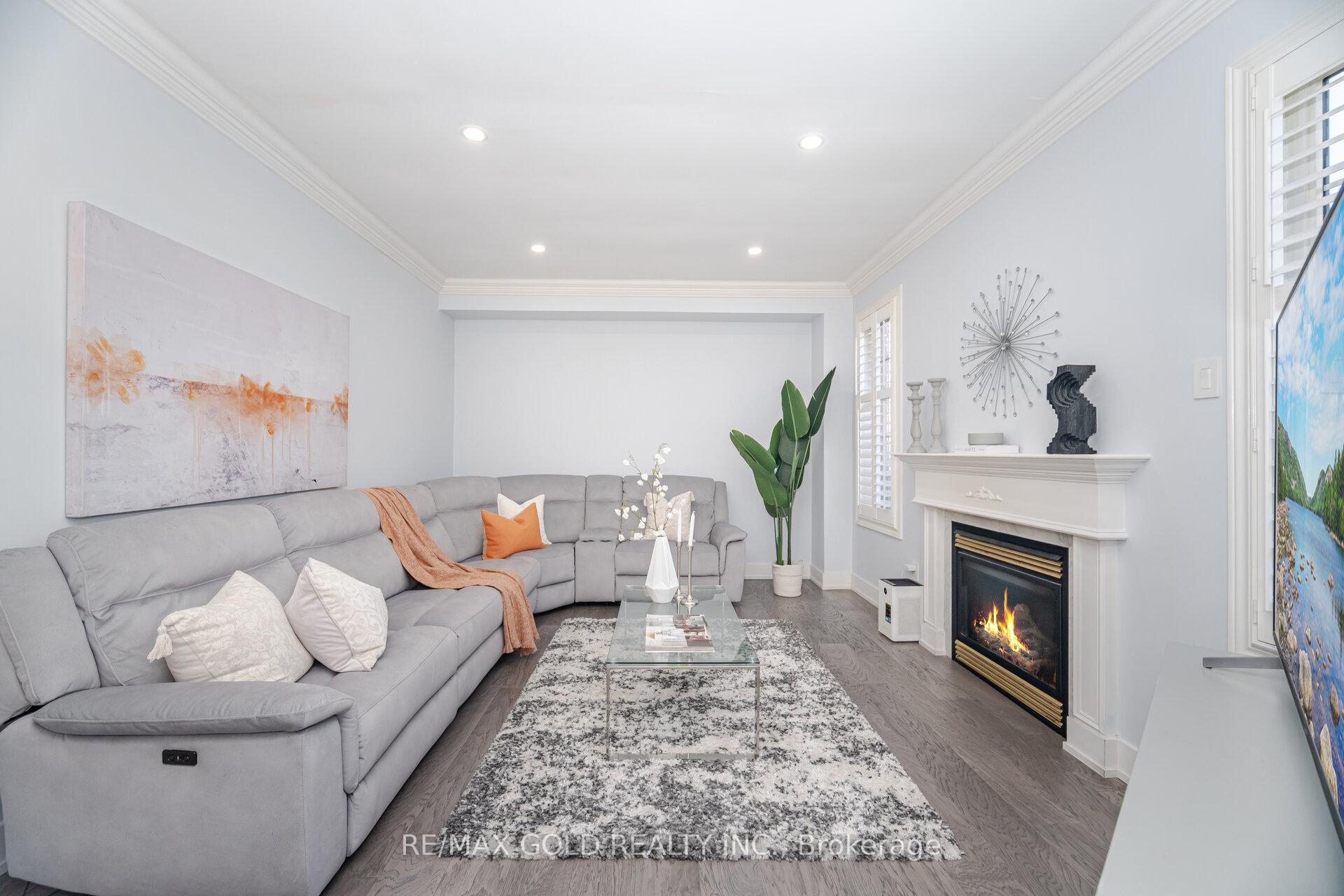 Photo 15 of 225 Father Tobin Road, Brampton, Sandringham-Wellington — HOMEH