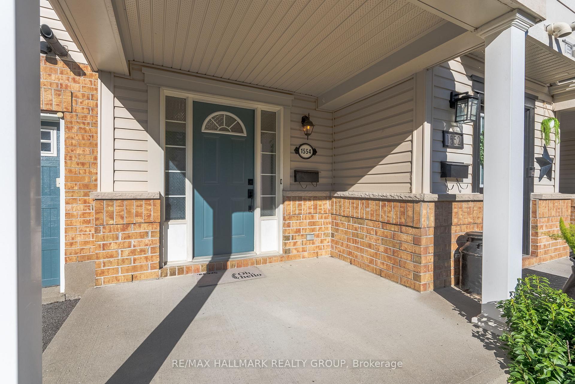 Photo 2 of 1554 Haydon Circle, Ottawa, Barrhaven - Heritage Park — HOMEH