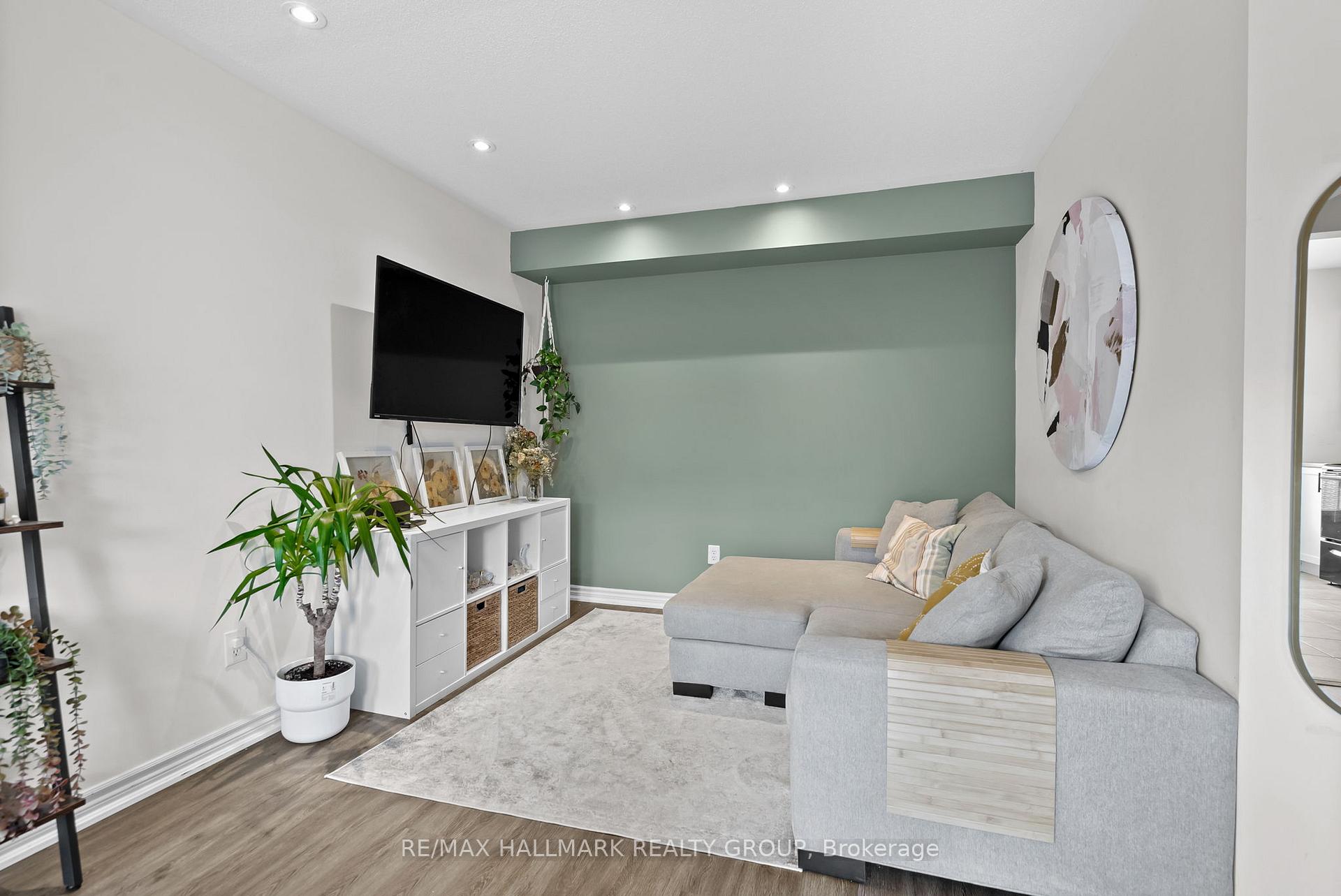 Photo 5 of 1554 Haydon Circle, Ottawa, Barrhaven - Heritage Park — HOMEH