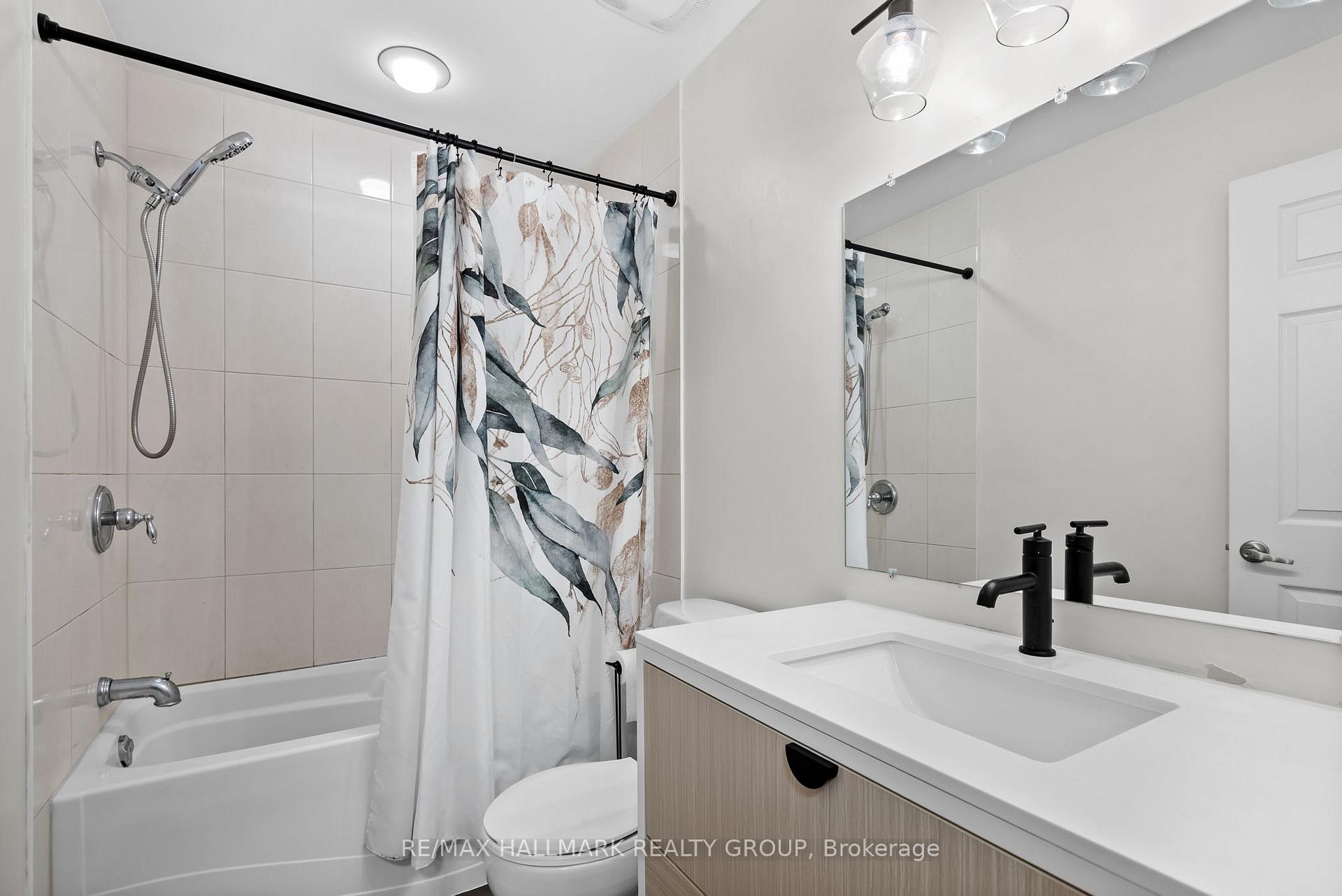 Photo 15 of 1554 Haydon Circle, Ottawa, Barrhaven - Heritage Park — HOMEH
