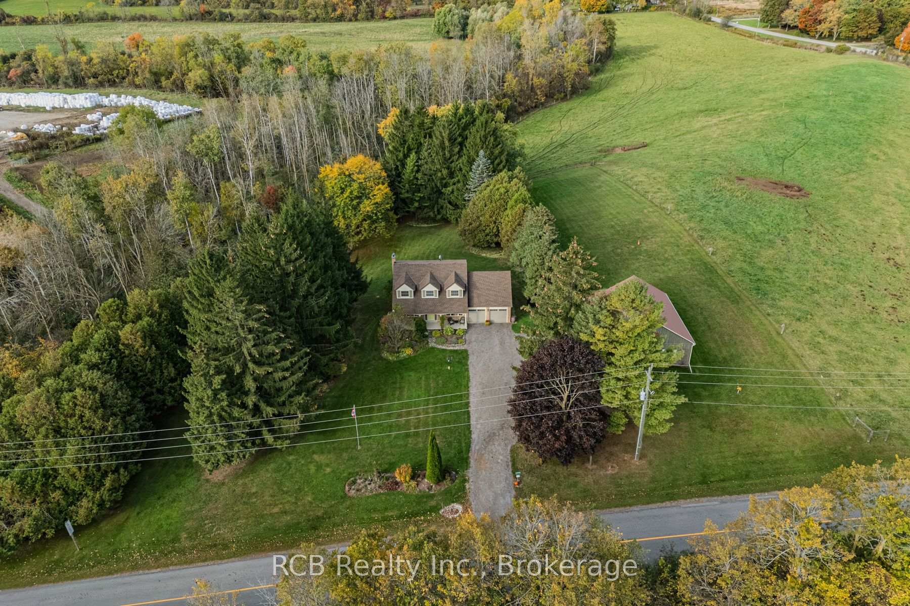 Photo 2 of 2139 Foreman Road, Hamilton, Rural Flamborough — HOMEH