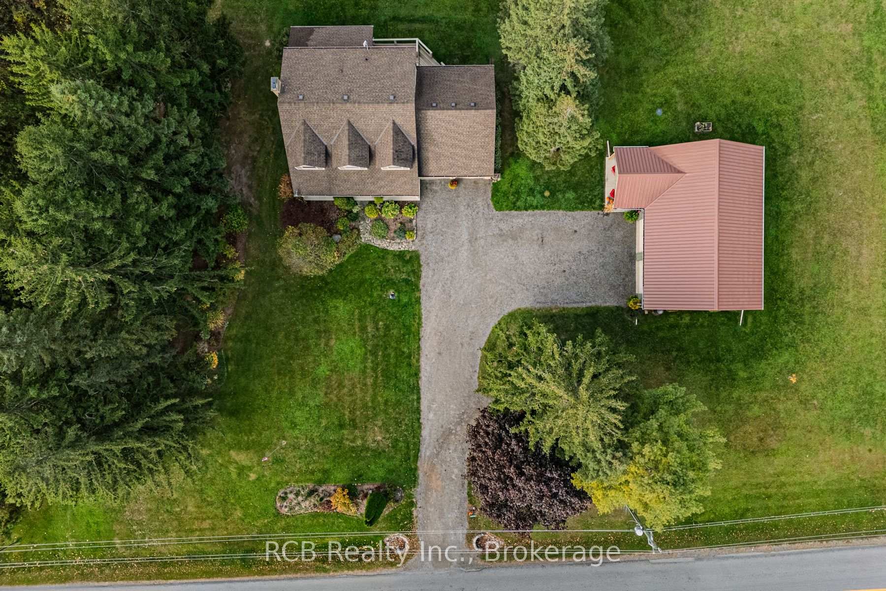 Photo 3 of 2139 Foreman Road, Hamilton, Rural Flamborough — HOMEH