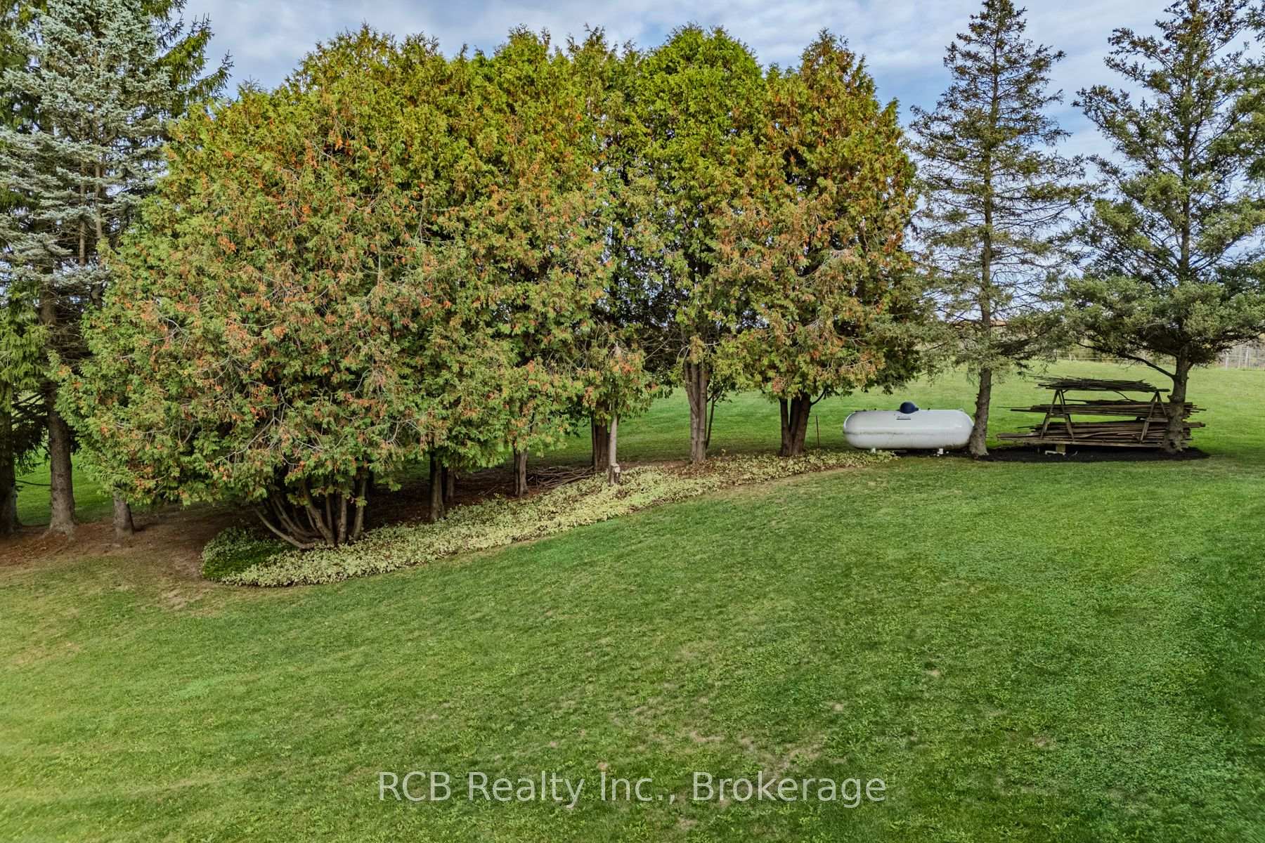 Photo 40 of 2139 Foreman Road, Hamilton, Rural Flamborough — HOMEH