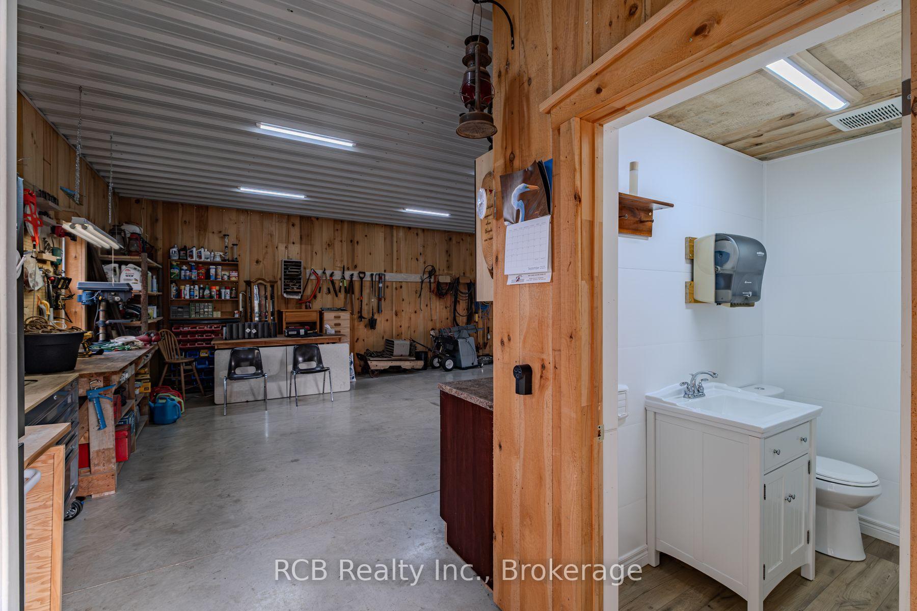 Photo 43 of 2139 Foreman Road, Hamilton, Rural Flamborough — HOMEH