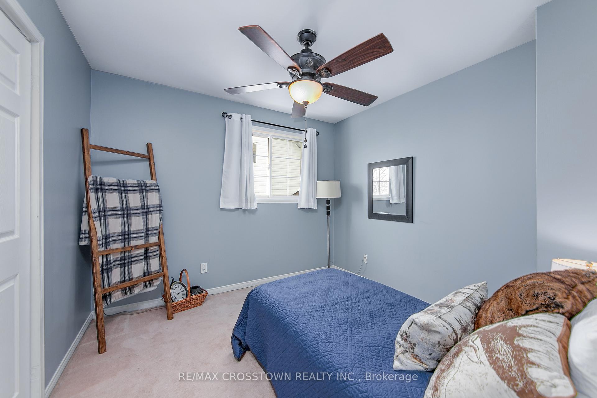 Photo 13 of 24 Twiss Drive, Barrie, Holly — HOMEH