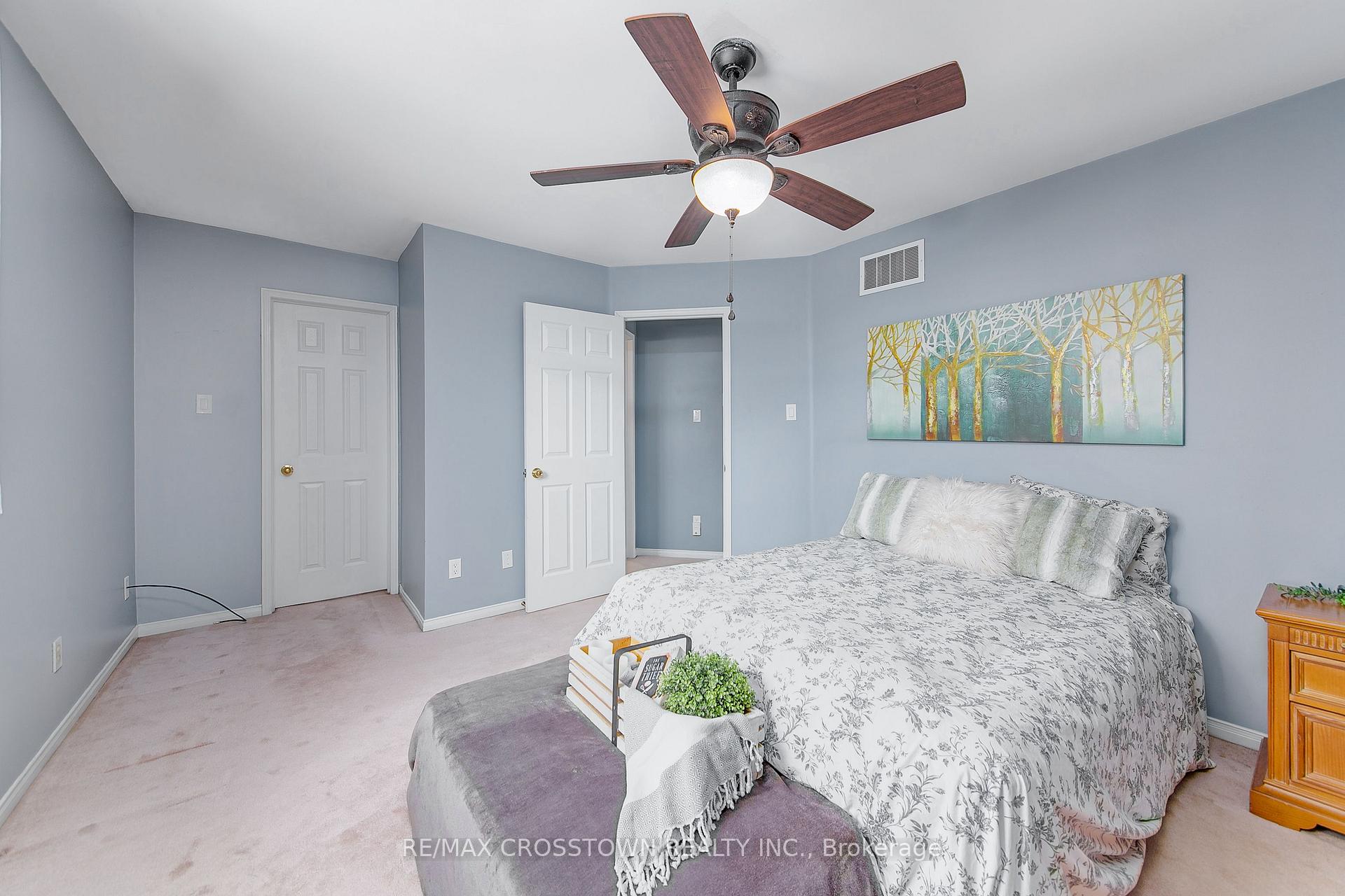 Photo 18 of 24 Twiss Drive, Barrie, Holly — HOMEH