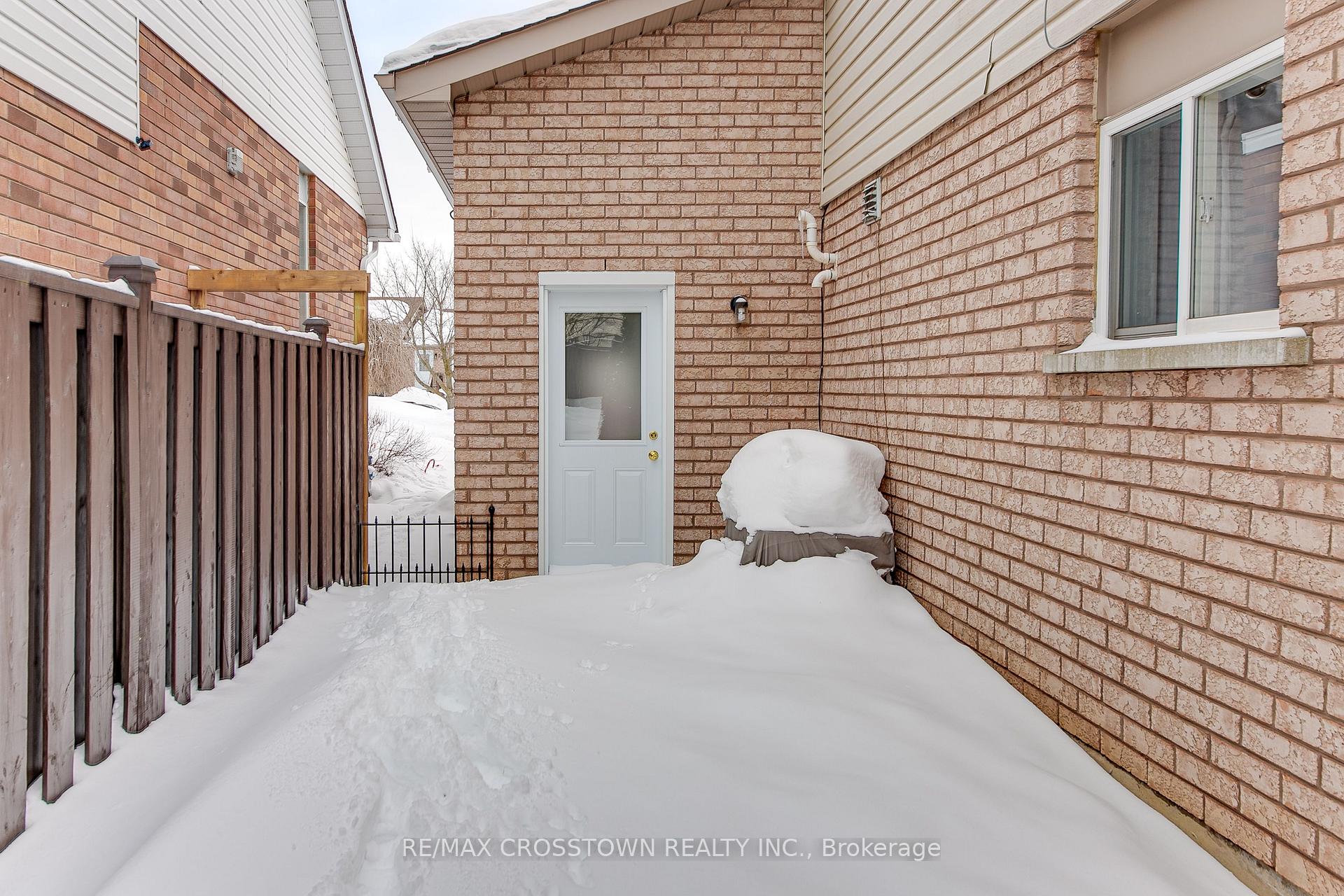 Photo 31 of 24 Twiss Drive, Barrie, Holly — HOMEH
