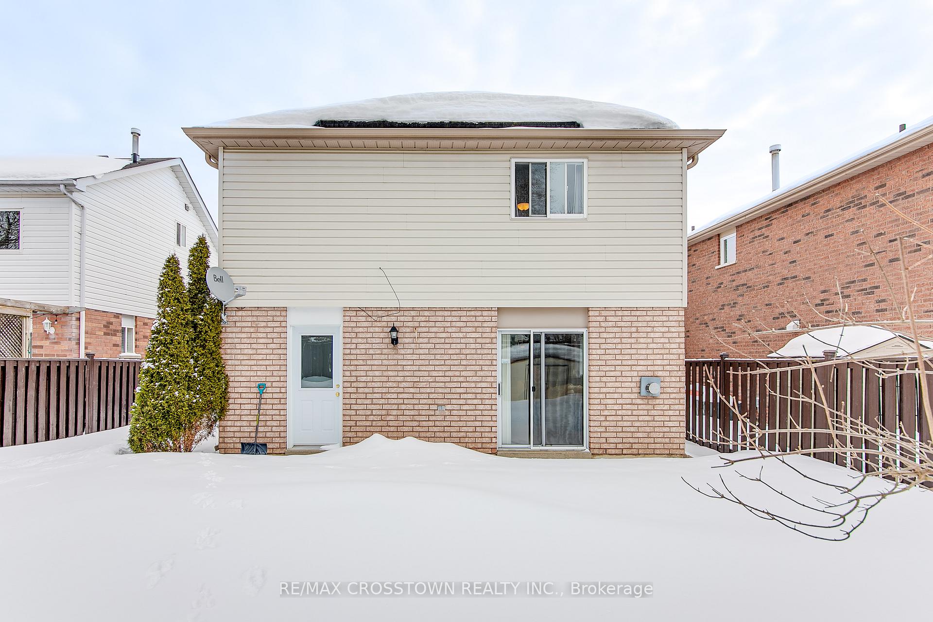 Photo 35 of 24 Twiss Drive, Barrie, Holly — HOMEH