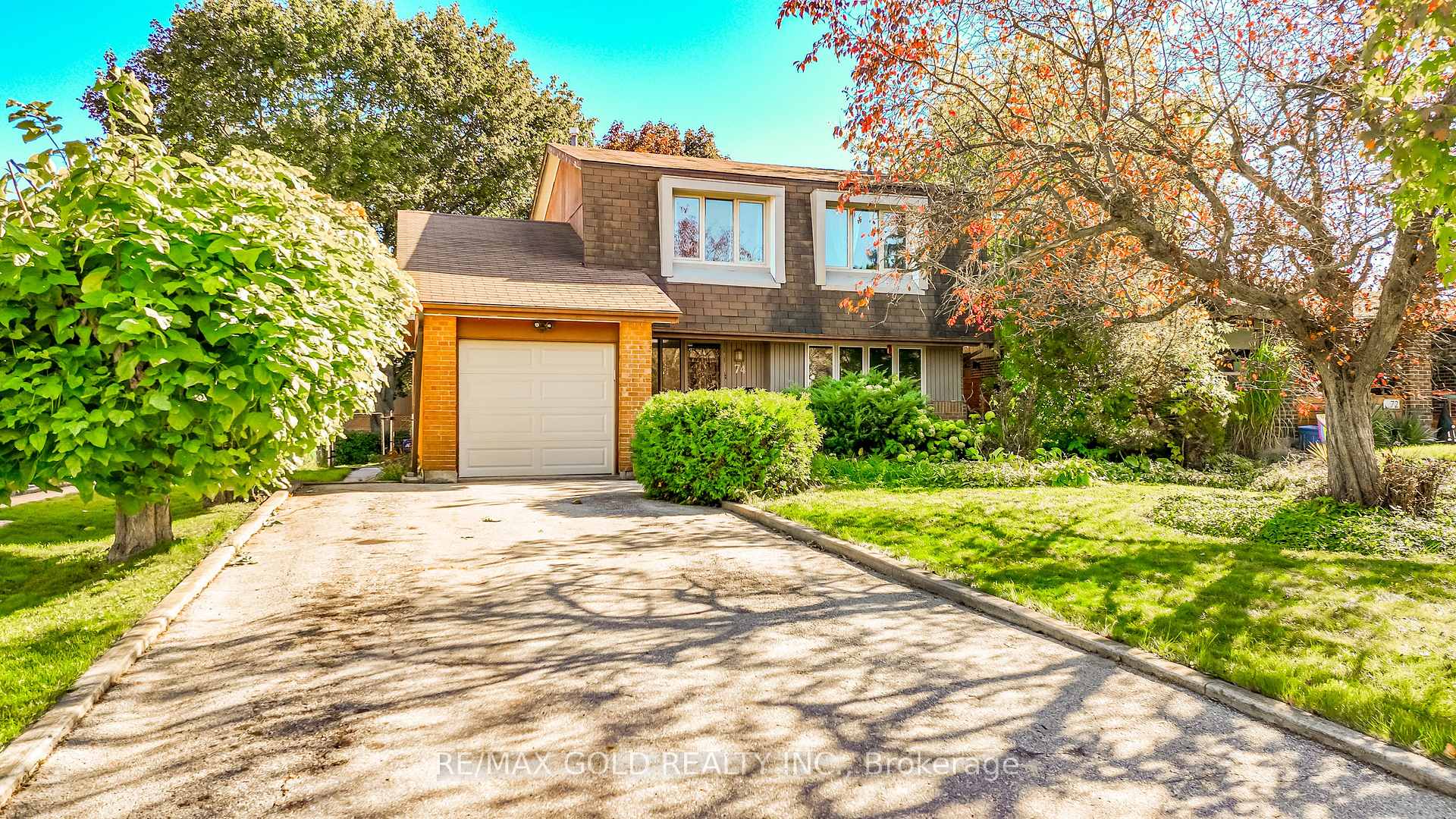 Photo 4 of 74 Lorraine Crescent, Brampton, Westgate — HOMEH