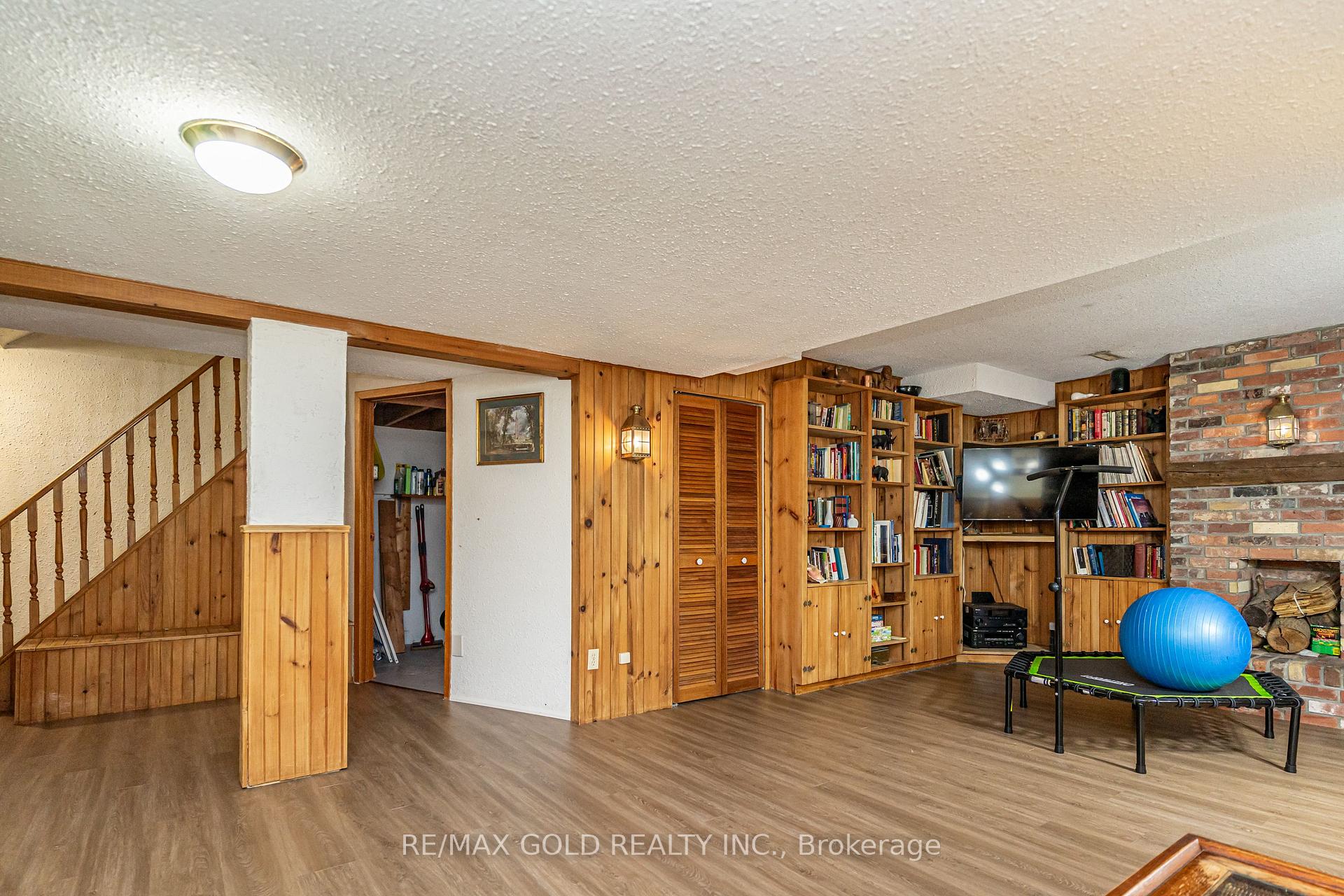 Photo 33 of 74 Lorraine Crescent, Brampton, Westgate — HOMEH
