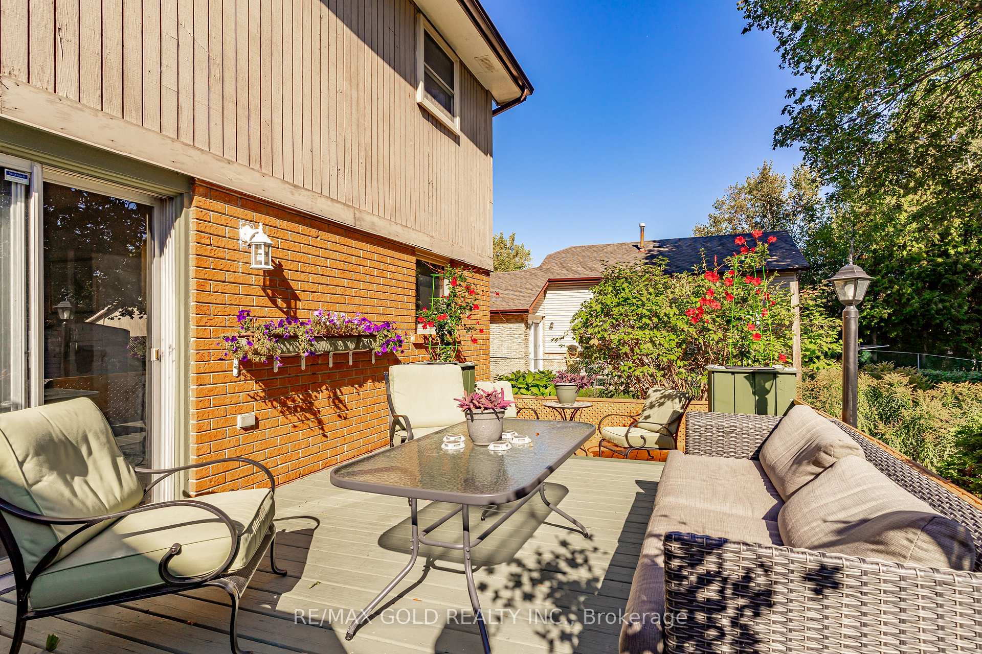 Photo 39 of 74 Lorraine Crescent, Brampton, Westgate — HOMEH