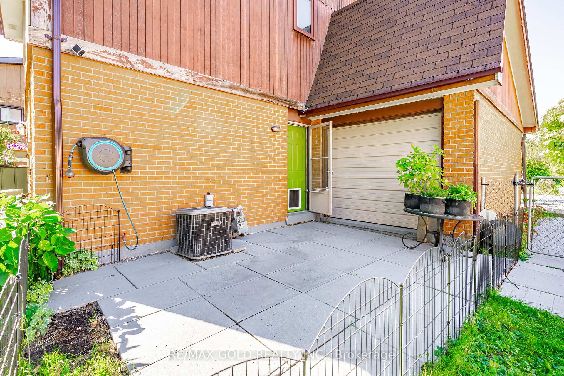 Photo 41 of 74 Lorraine Crescent, Brampton, Westgate — HOMEH