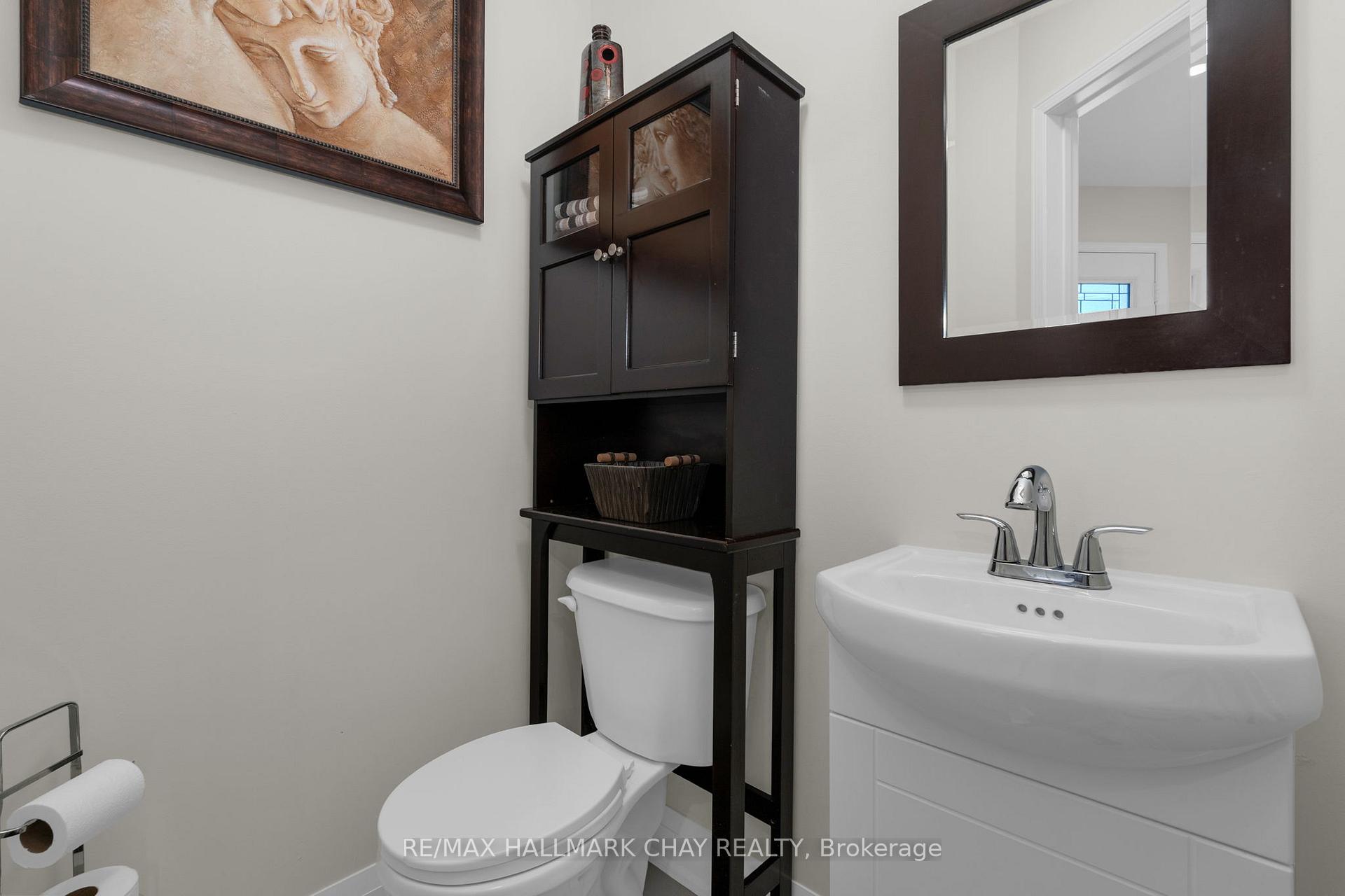 Photo 15 of 67 Leslie Avenue, Barrie, Holly — HOMEH