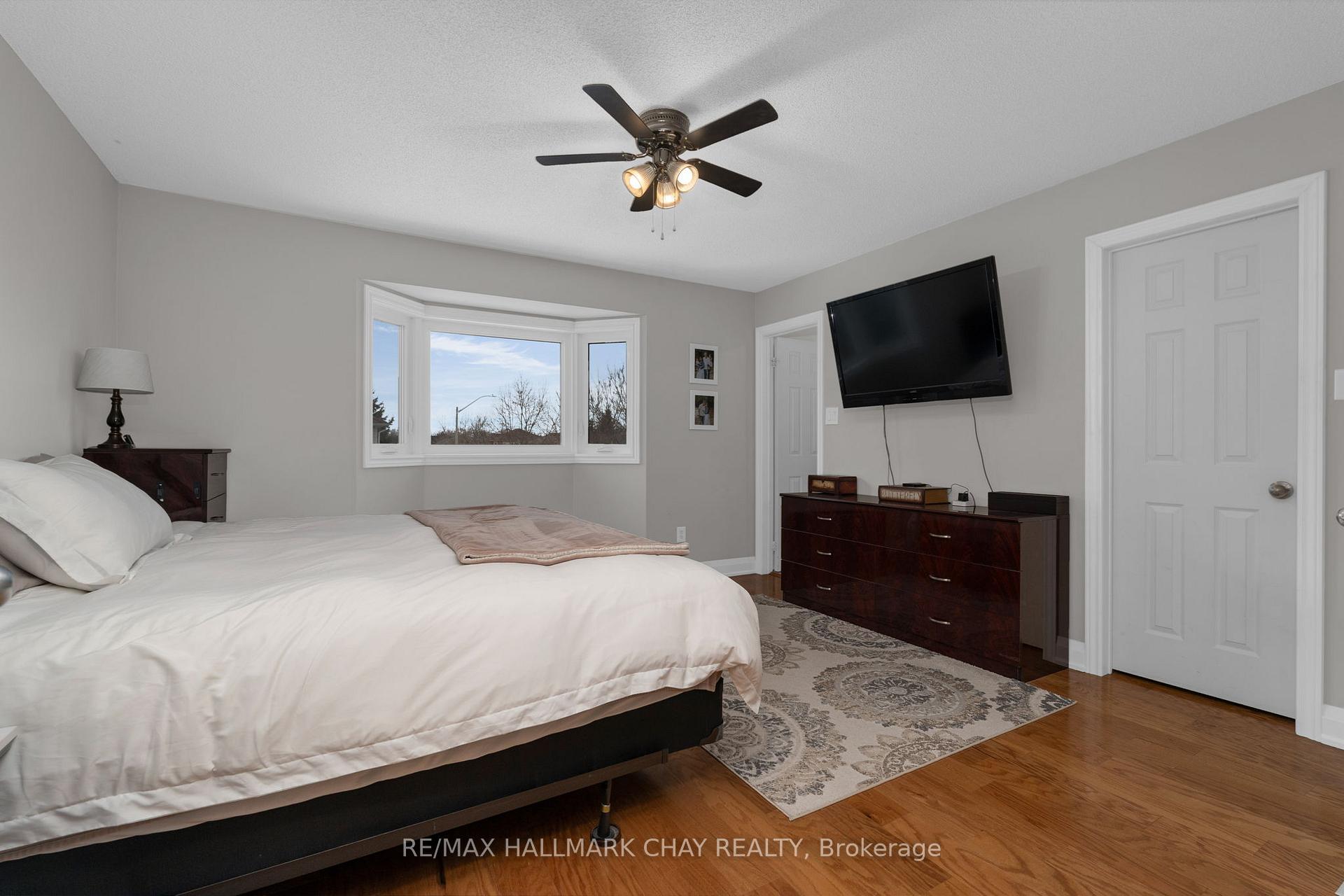Photo 17 of 67 Leslie Avenue, Barrie, Holly — HOMEH