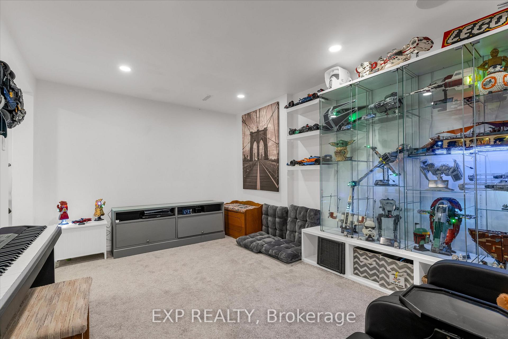 Photo 24 of 239 Fruitland Road, Hamilton, Stoney Creek — HOMEH