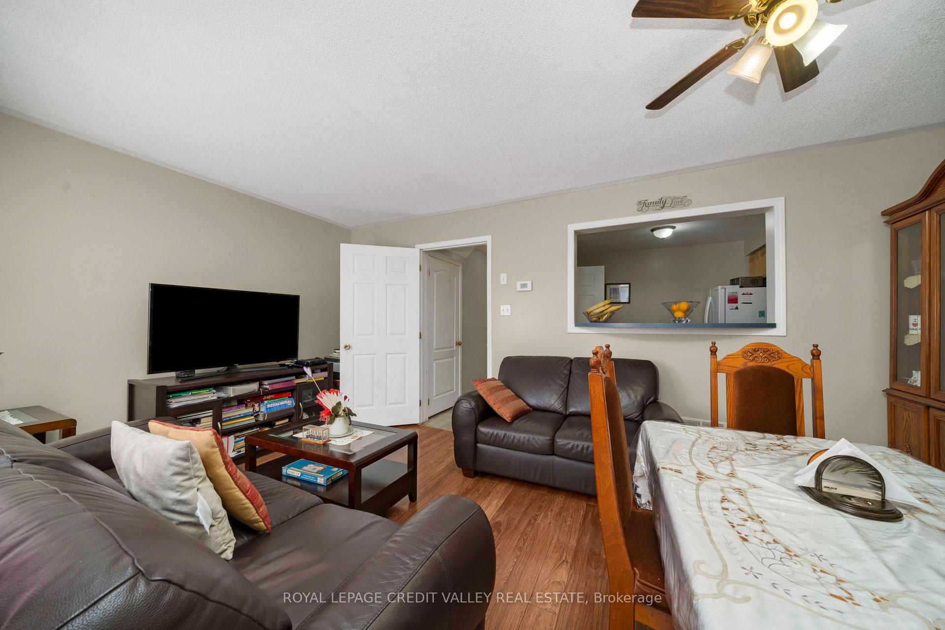 Photo 15 of 19 Dunlop Court, Brampton, Fletcher's Meadow — HOMEH