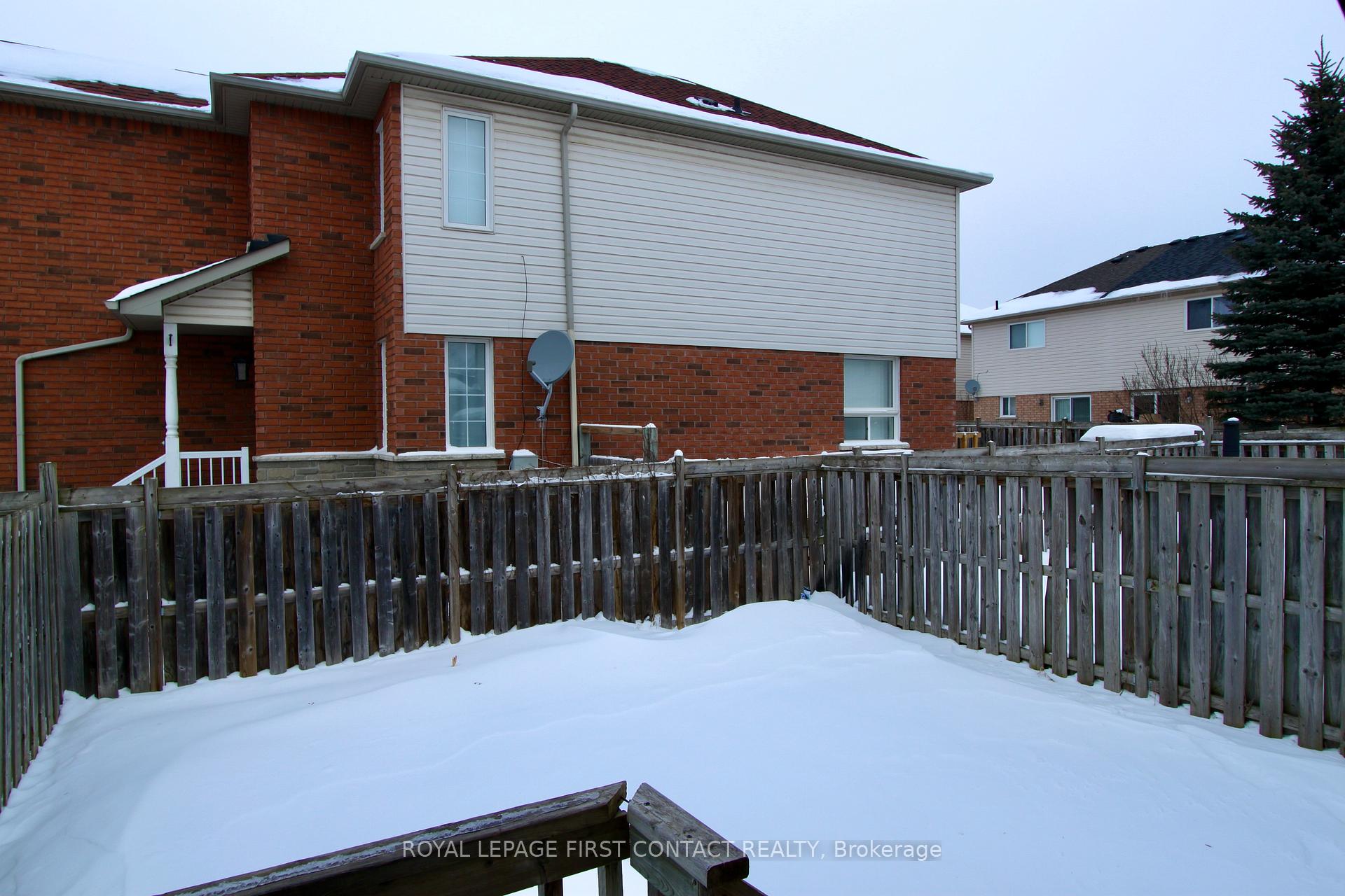 Photo 11 of 148 Sproule Drive, Barrie, Edgehill Drive — HOMEH
