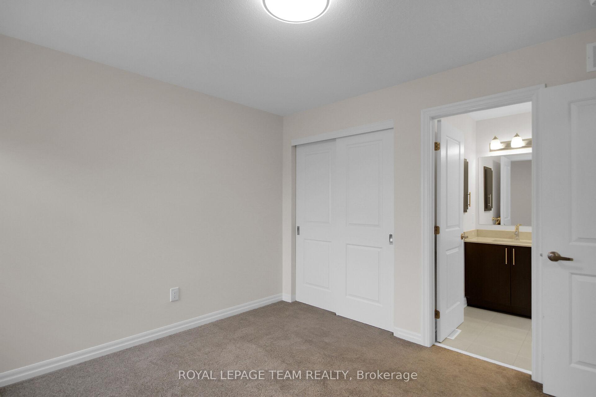 Photo 6 of 2098 Helene-Campbell Drive, Ottawa, Barrhaven - Cedargrove/Fraserdale — HOMEH