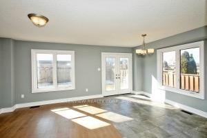 Photo 3 of 87 Nathan Crescent, Barrie, Painswick South — HOMEH
