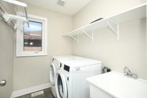 Photo 20 of 87 Nathan Crescent, Barrie, Painswick South — HOMEH