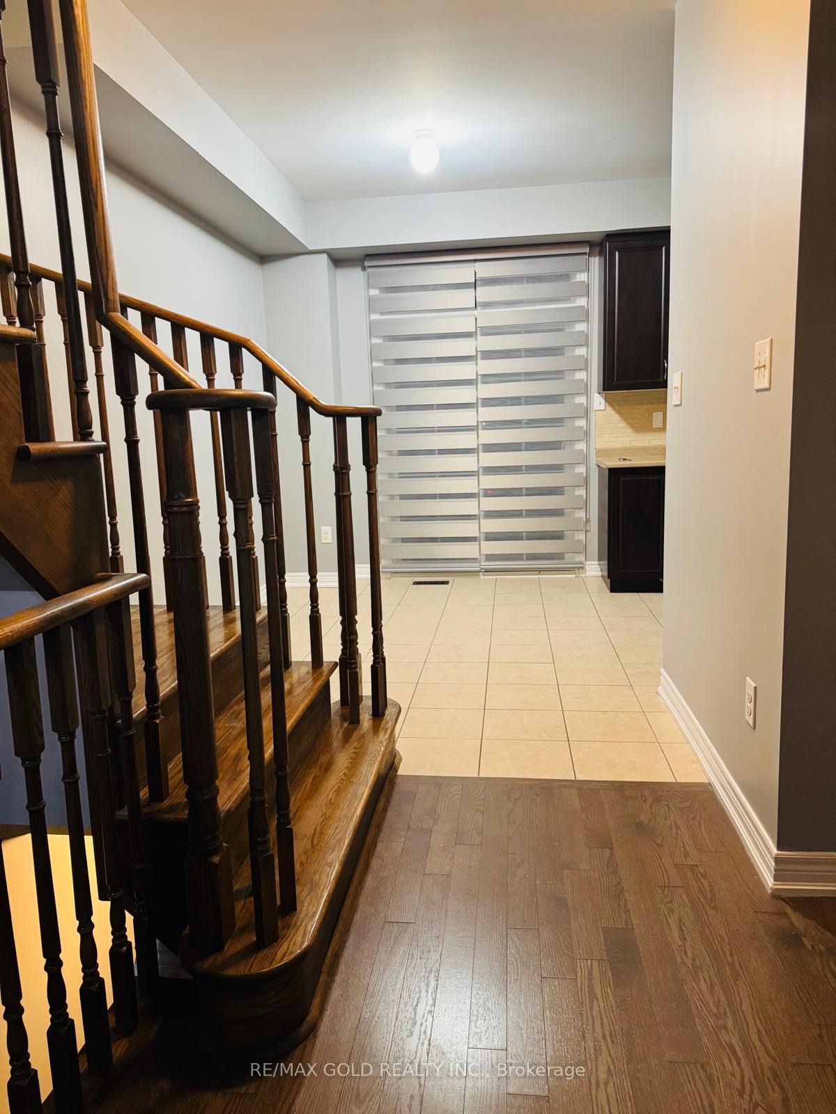 Photo 5 of 60 Sea Drifter Crescent, Brampton, Bram East — HOMEH