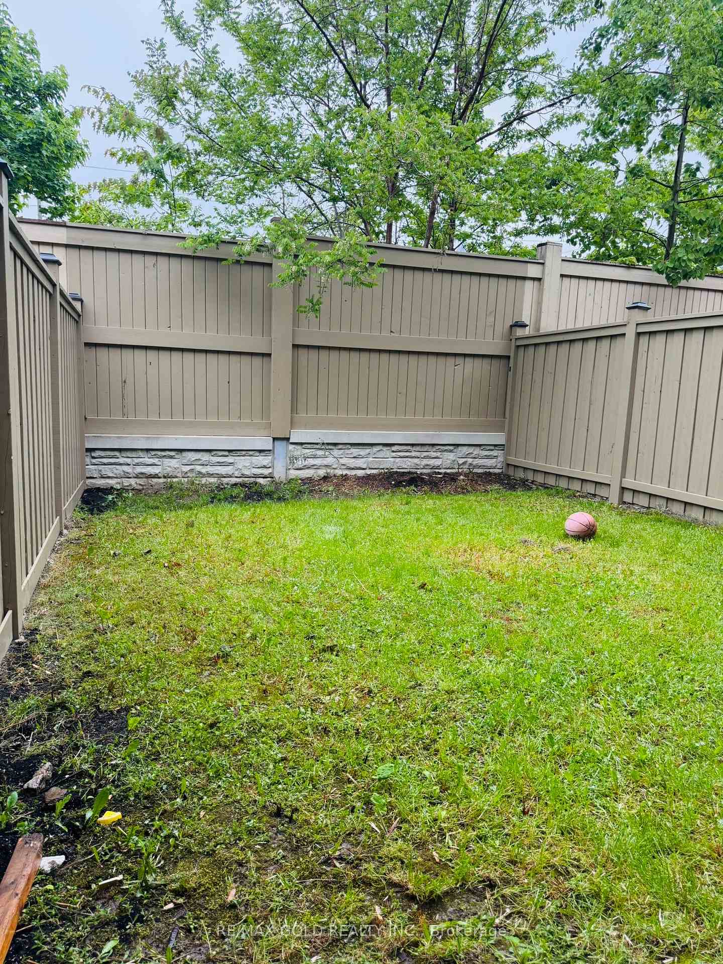 Photo 10 of 60 Sea Drifter Crescent, Brampton, Bram East — HOMEH