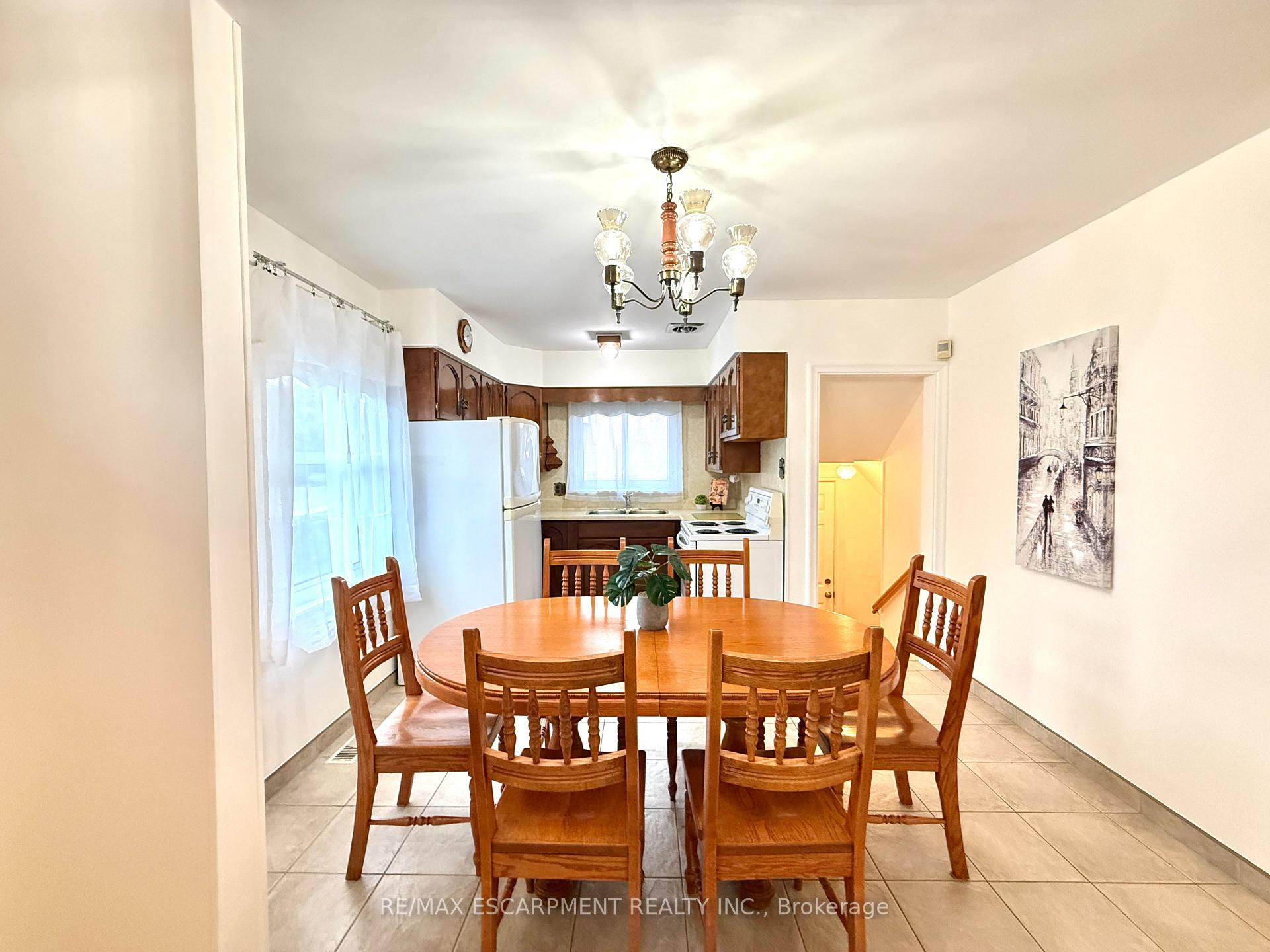 Photo 5 of 343 Hixon Road, Hamilton, Red Hill — HOMEH