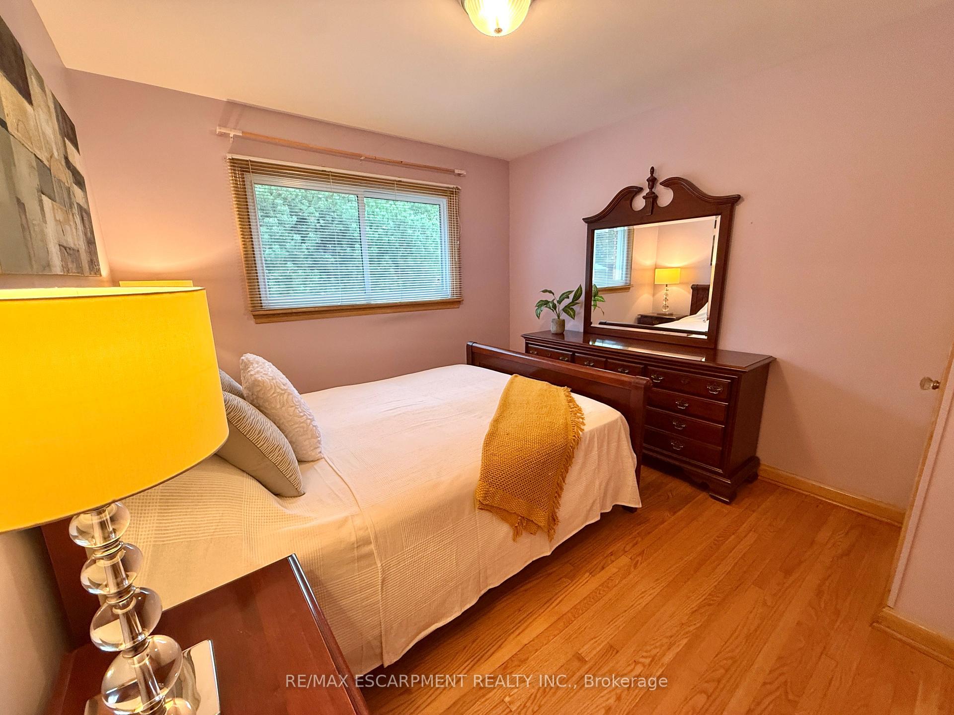 Photo 11 of 343 Hixon Road, Hamilton, Red Hill — HOMEH