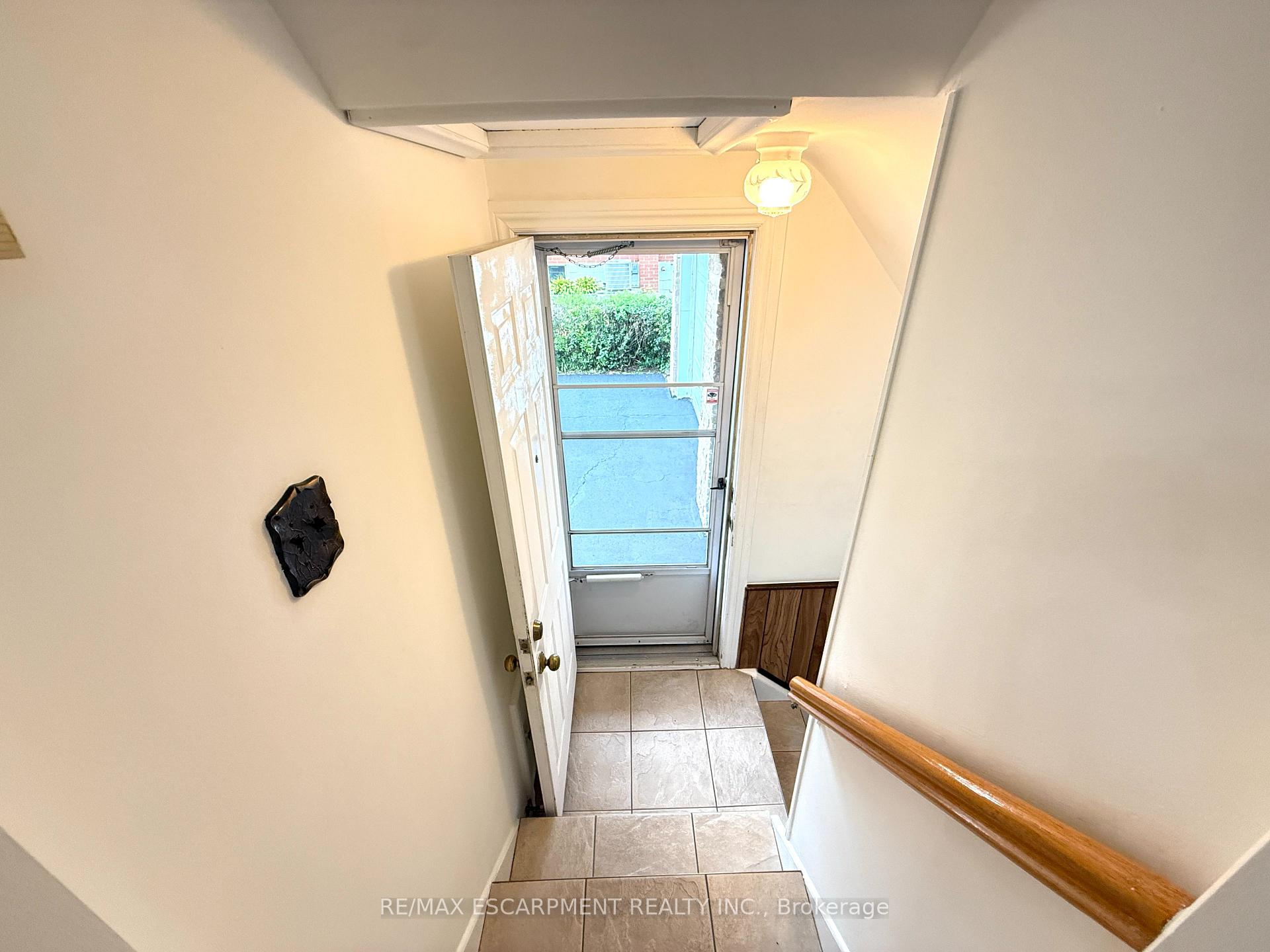 Photo 15 of 343 Hixon Road, Hamilton, Red Hill — HOMEH
