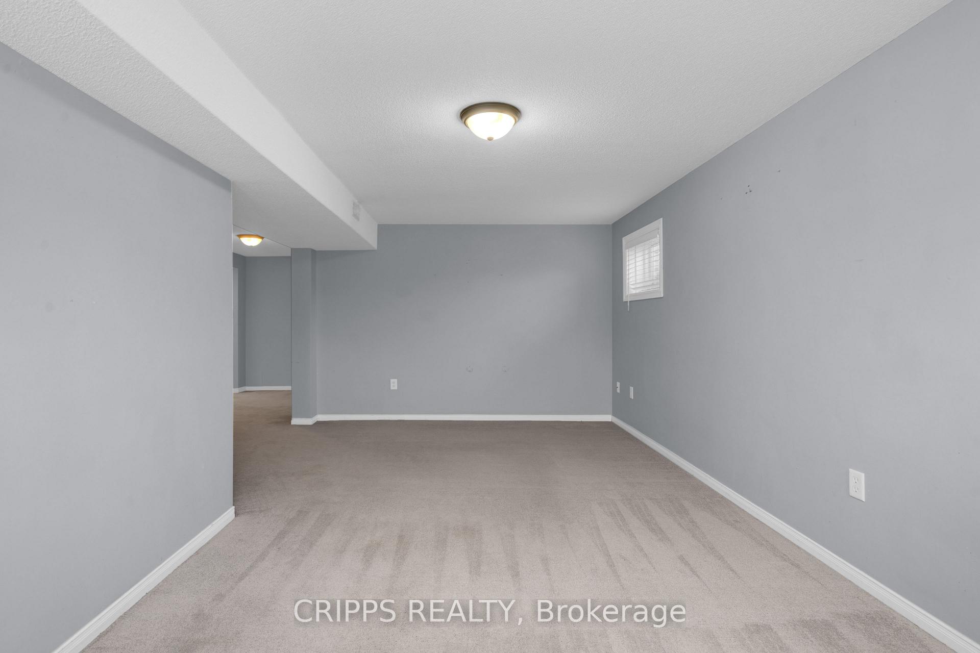 Photo 21 of 11 Gore Drive, Barrie, Ardagh — HOMEH