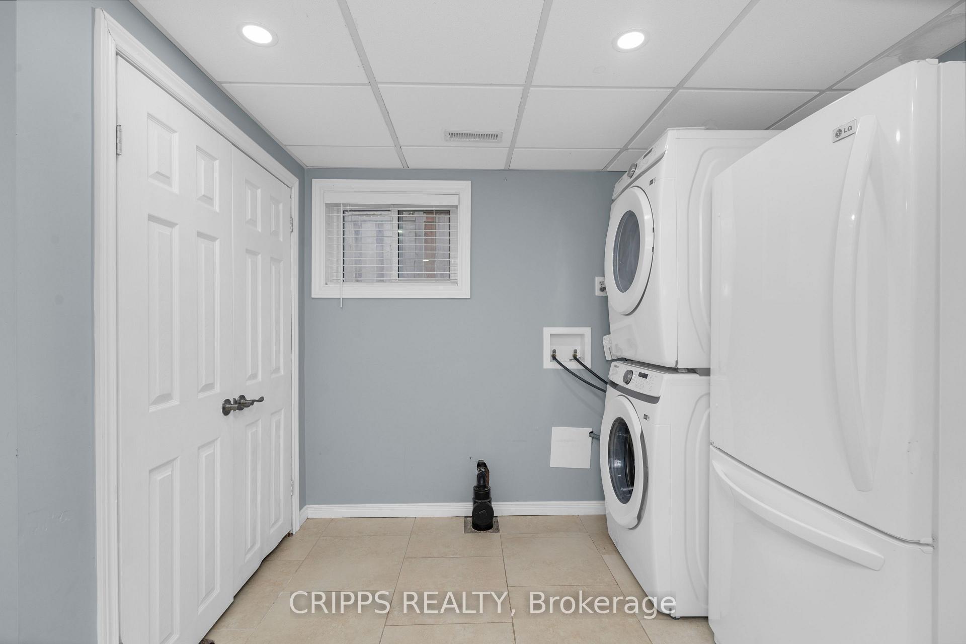 Photo 24 of 11 Gore Drive, Barrie, Ardagh — HOMEH