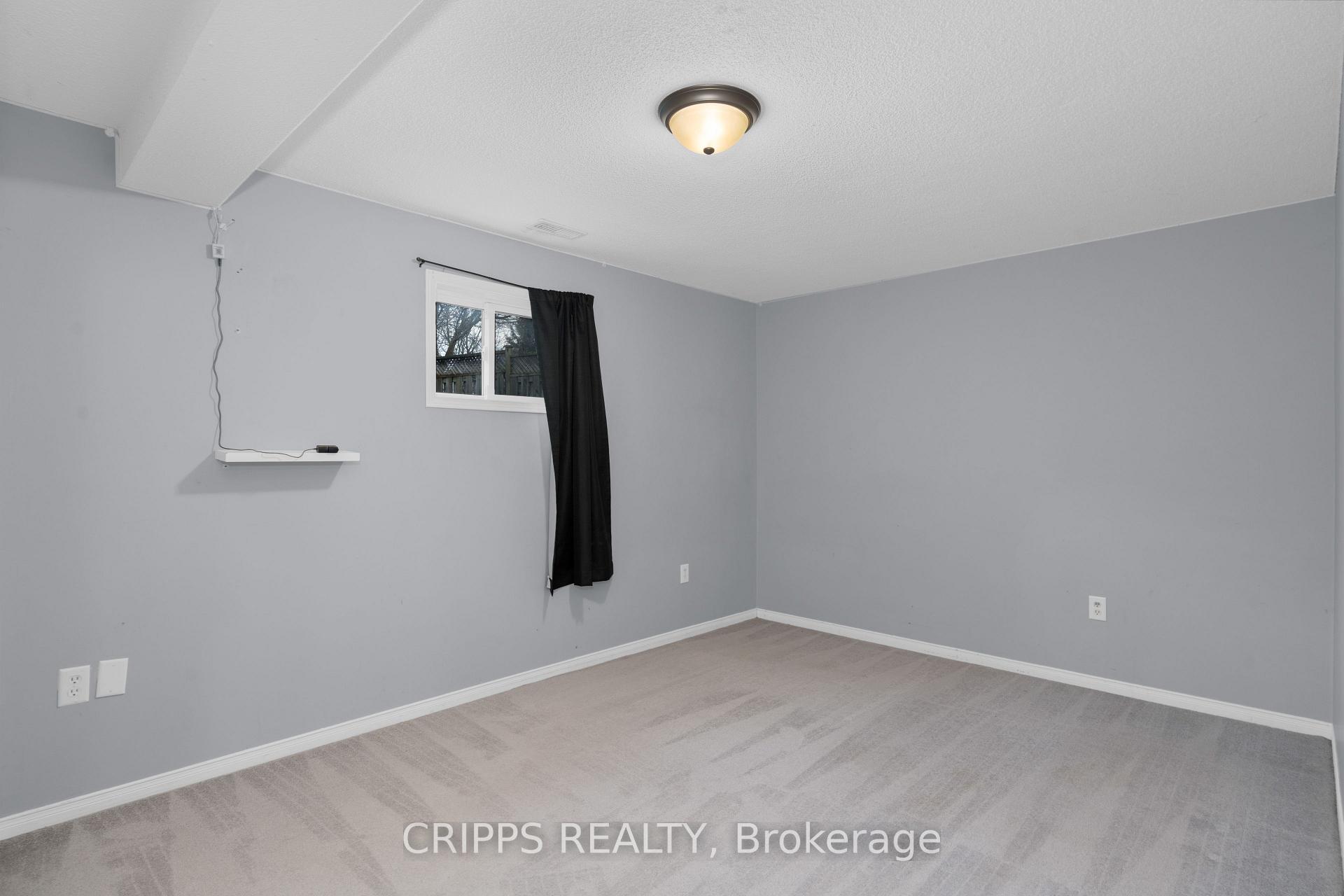 Photo 25 of 11 Gore Drive, Barrie, Ardagh — HOMEH