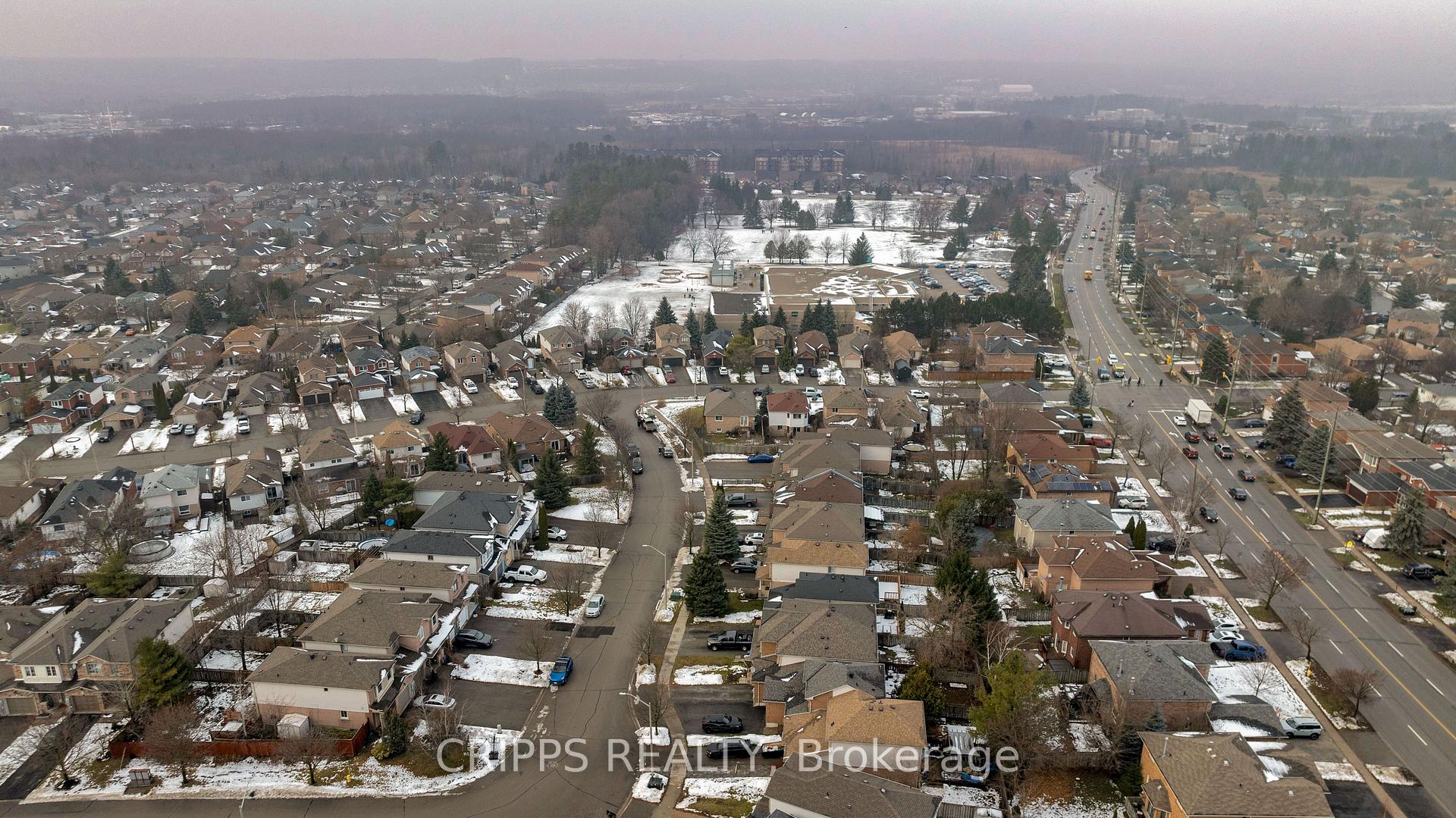 Photo 35 of 11 Gore Drive, Barrie, Ardagh — HOMEH