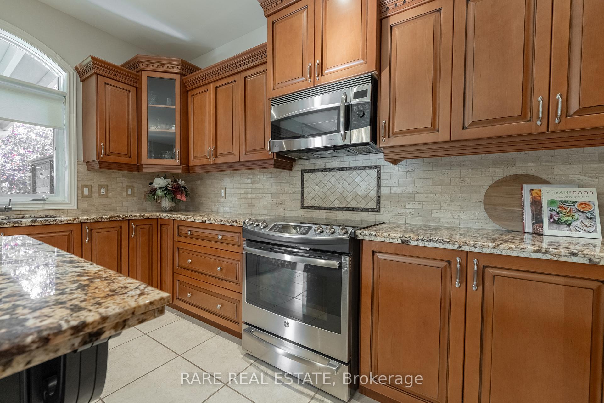 Photo 14 of 86 Silverlace Circle, Hamilton, Winona — HOMEH
